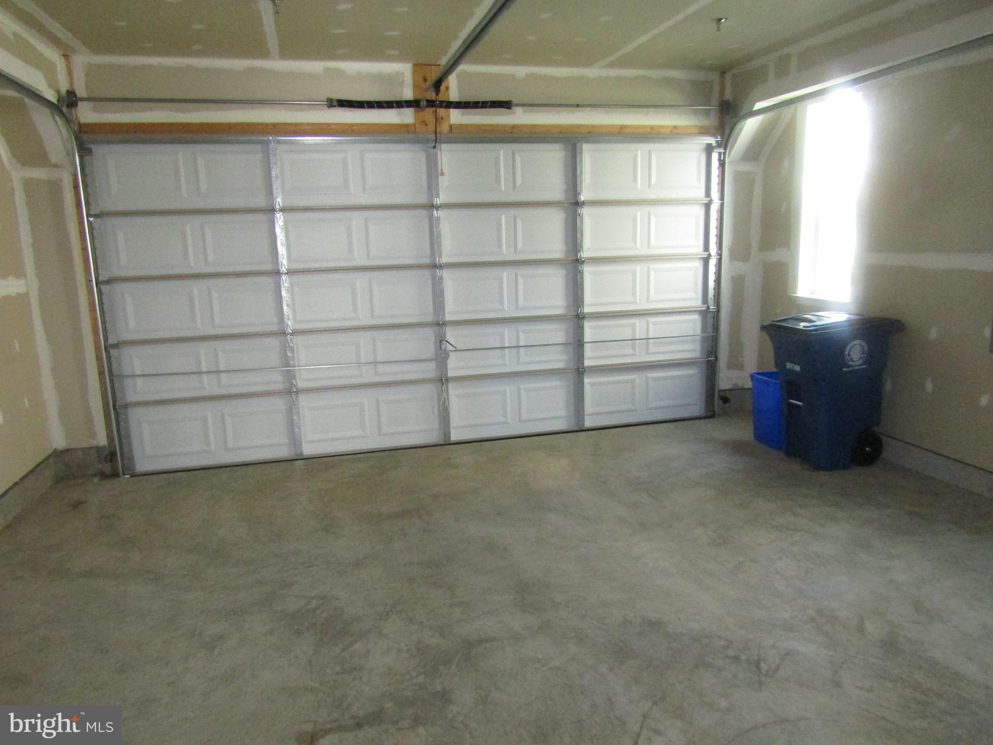 BRADFORD'S LANDING - Residential Lease