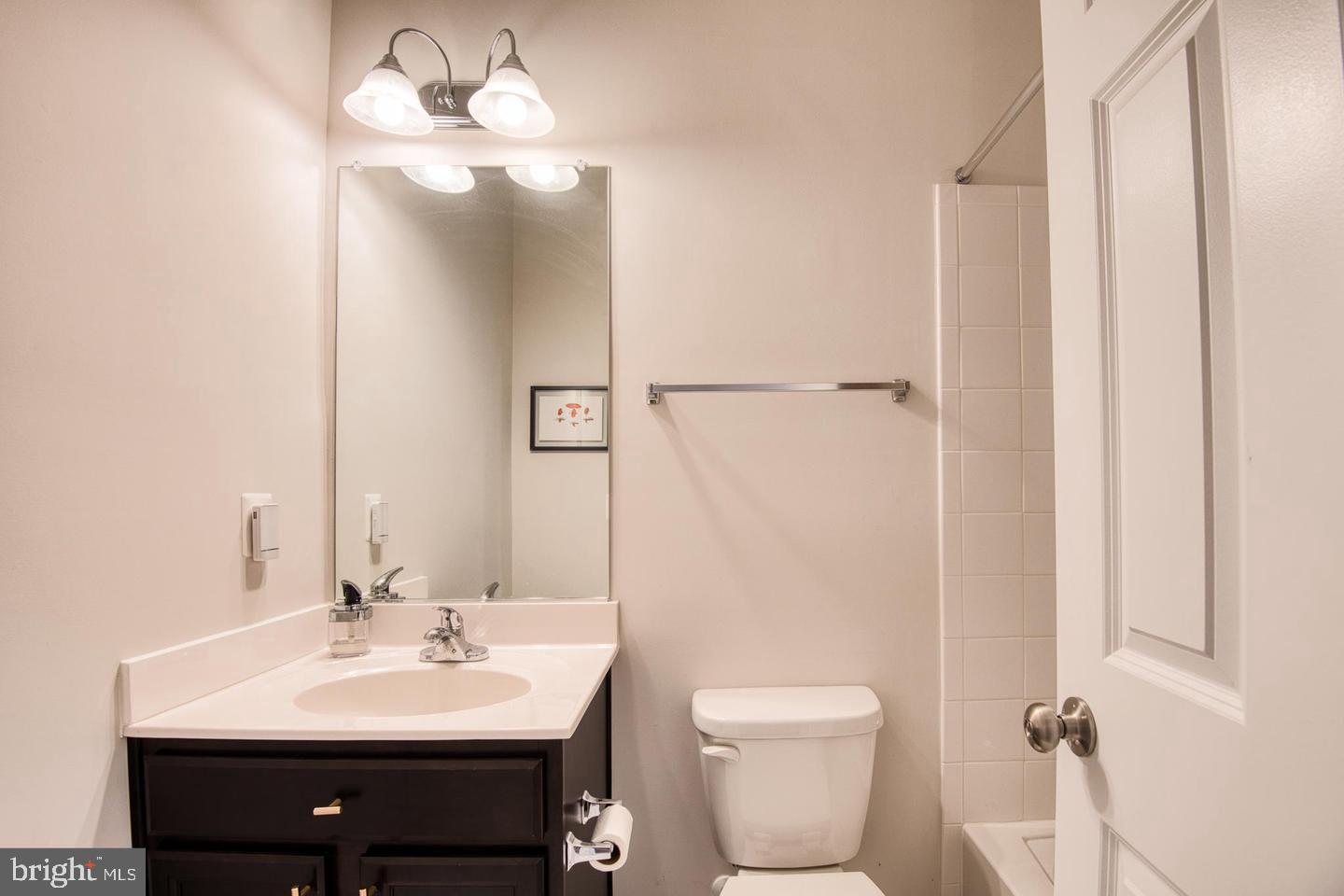 BRADFORD'S LANDING - Residential Lease