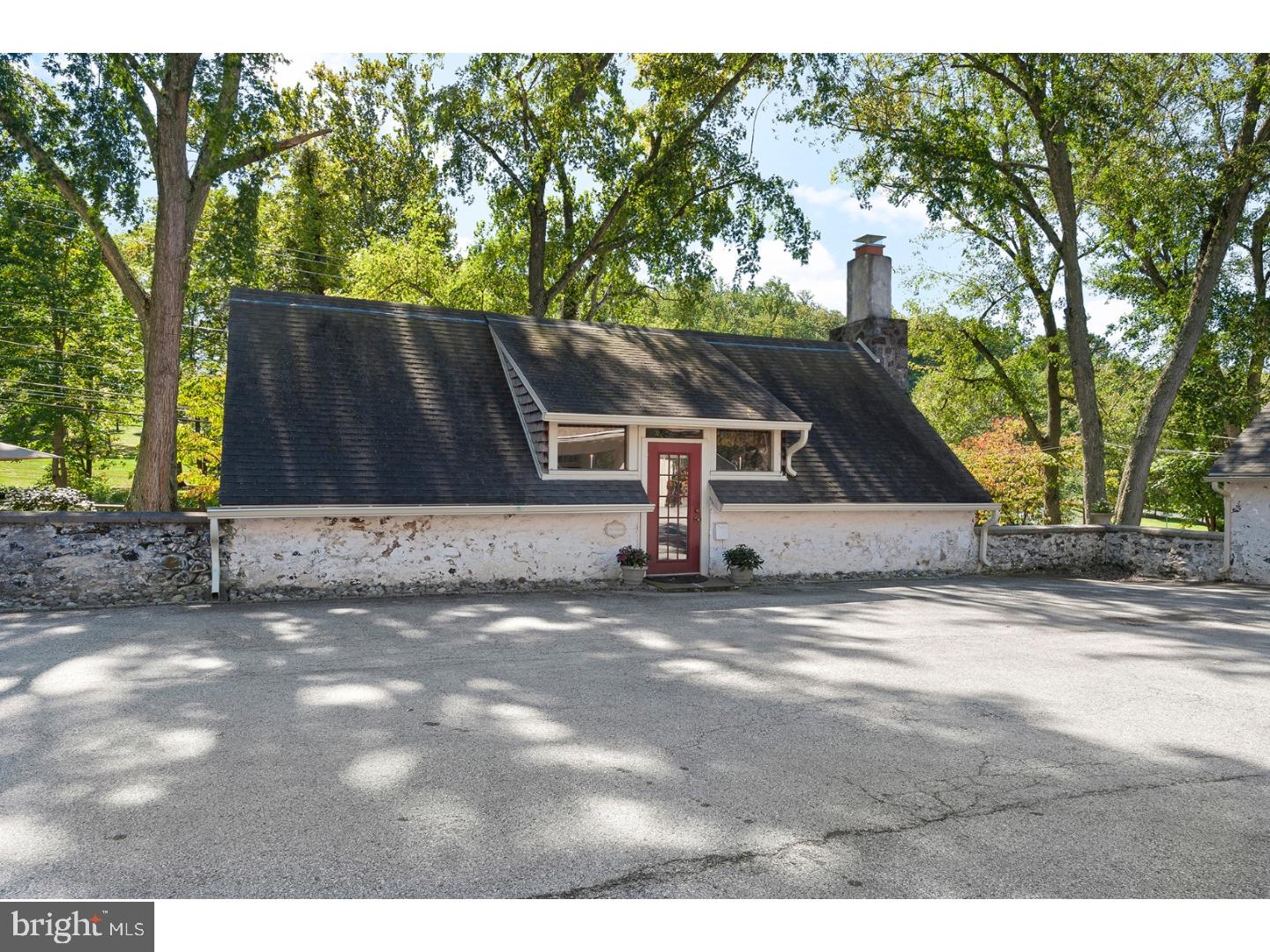 RADNOR HUNT - Residential