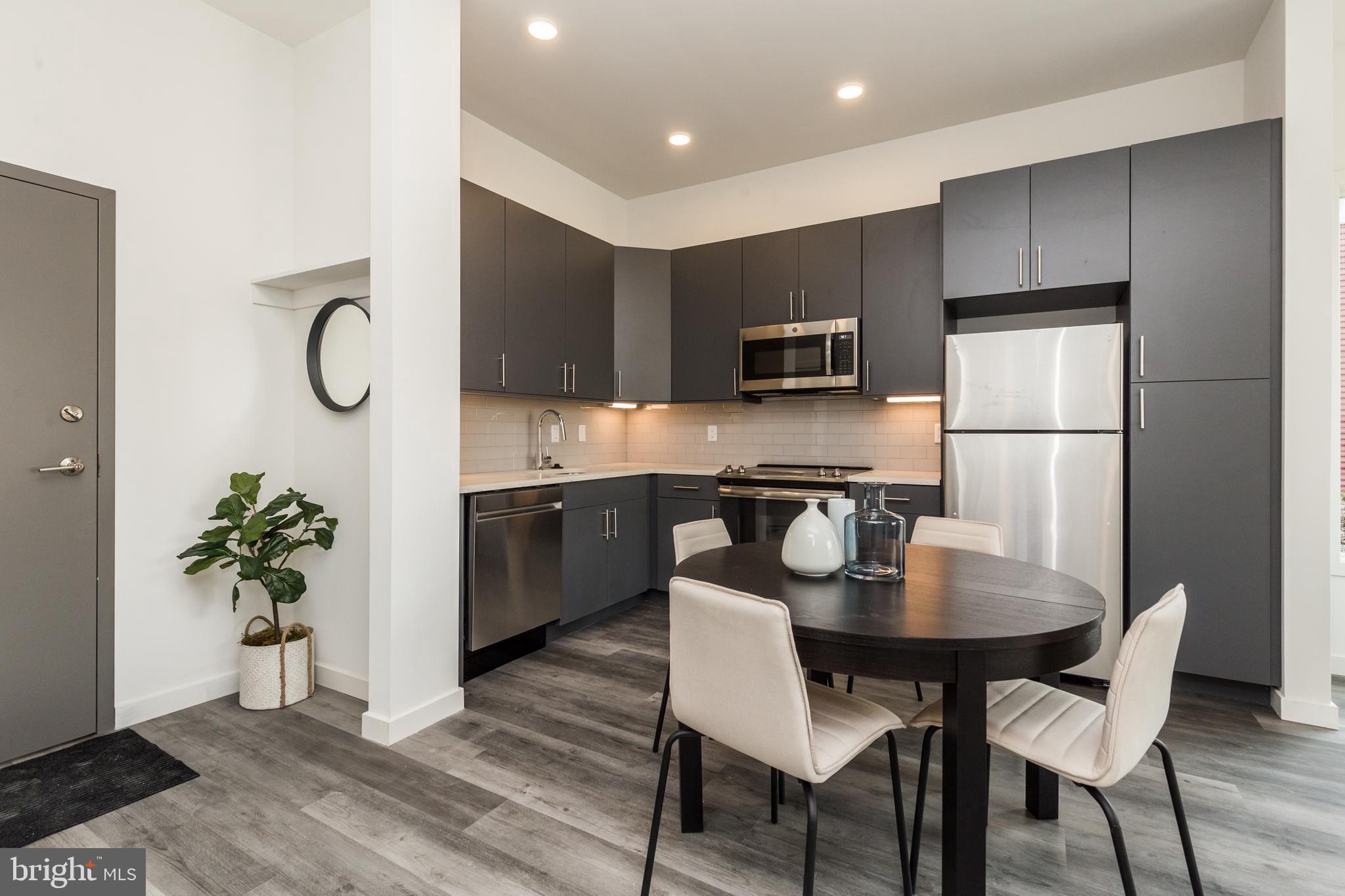 EAST KENSINGTON - Residential Lease
