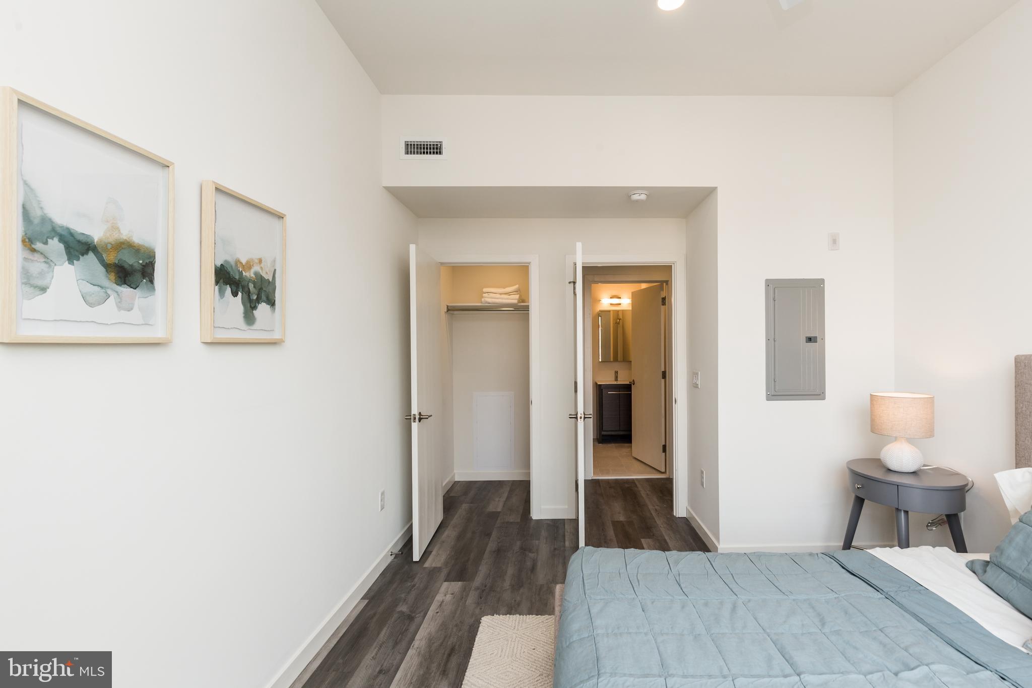EAST KENSINGTON - Residential Lease