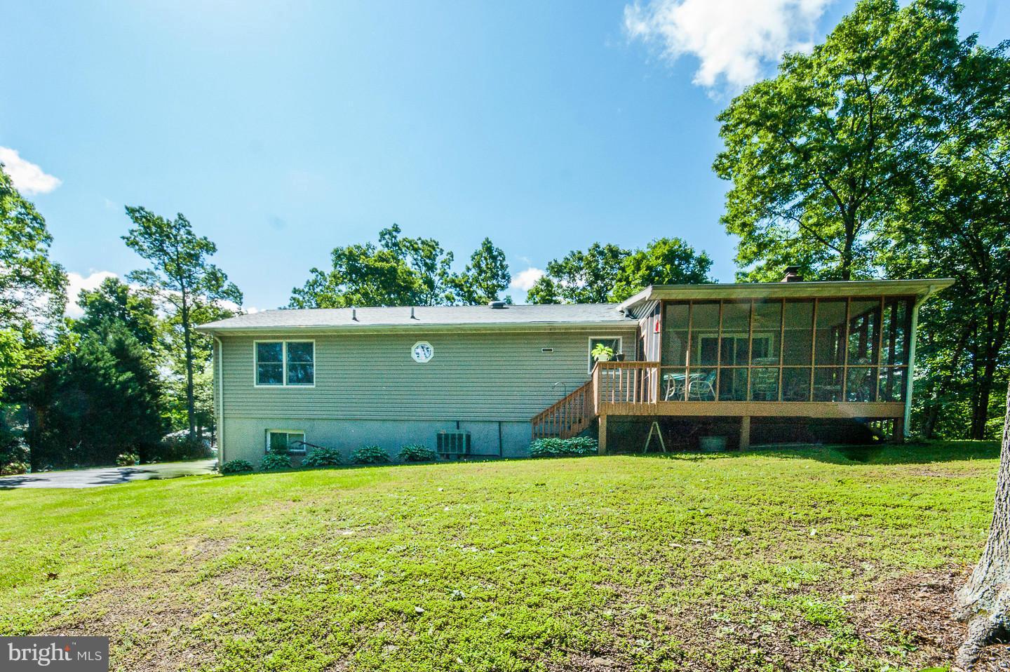 WOODSIDE - Residential