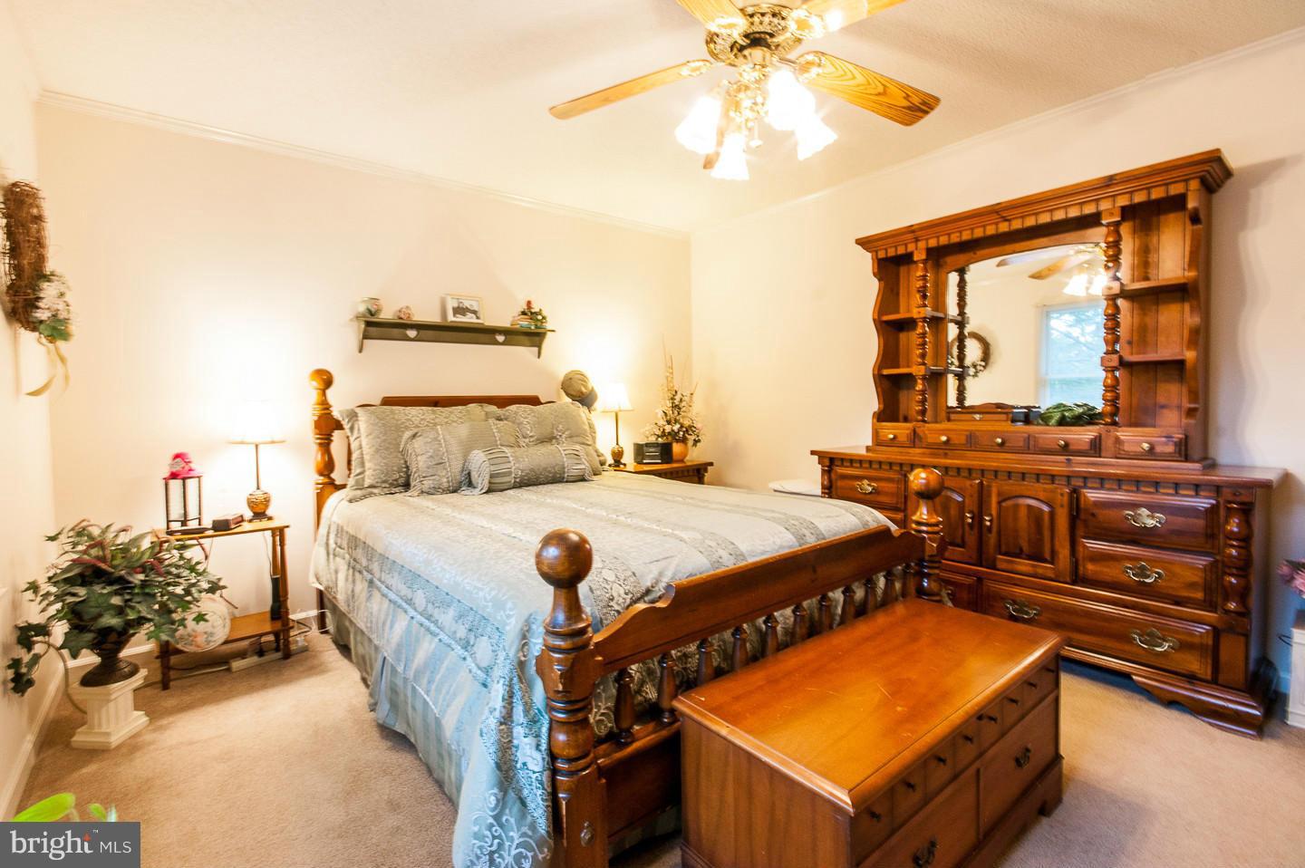 WOODSIDE - Residential