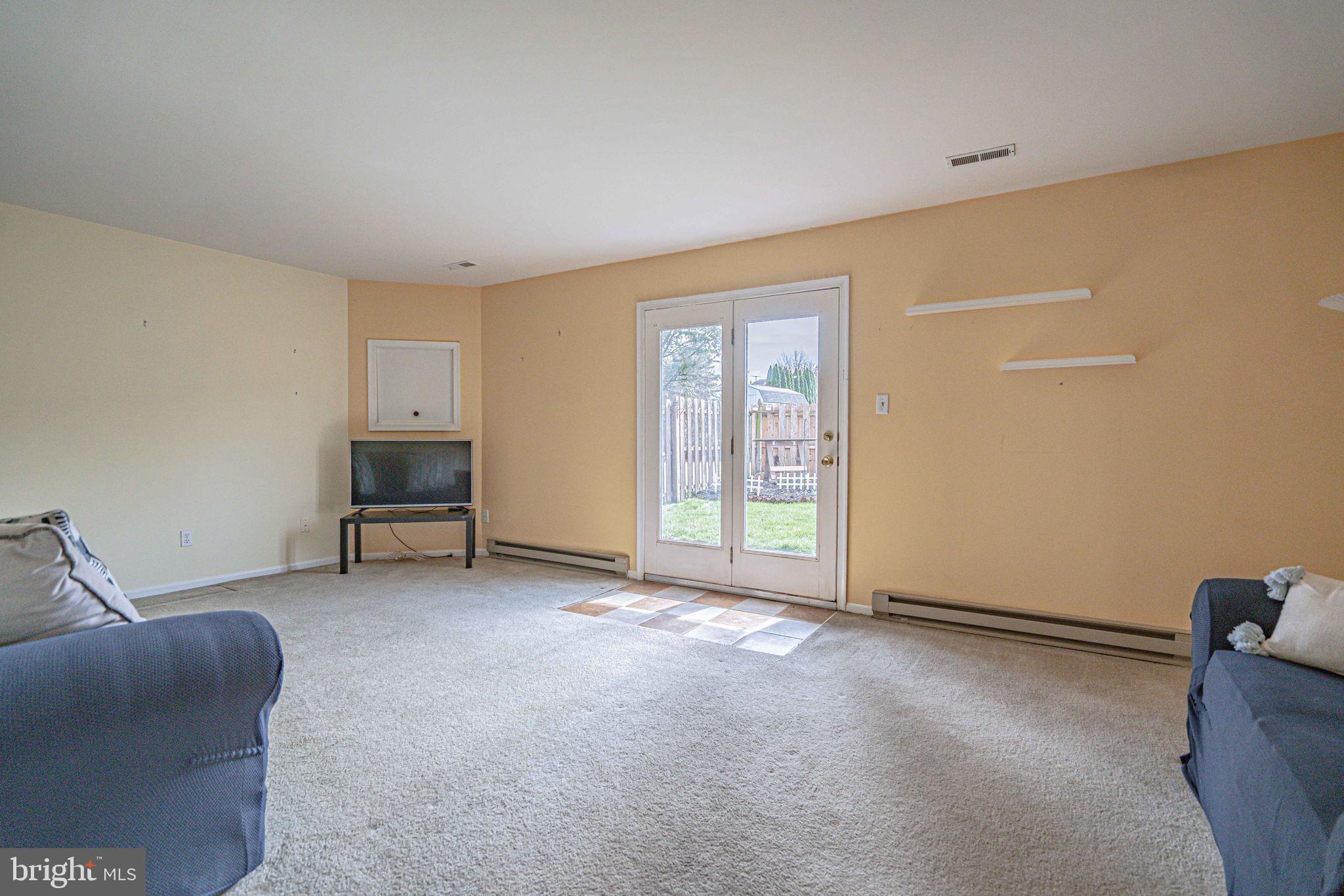 CLEARVIEW MANOR - Residential