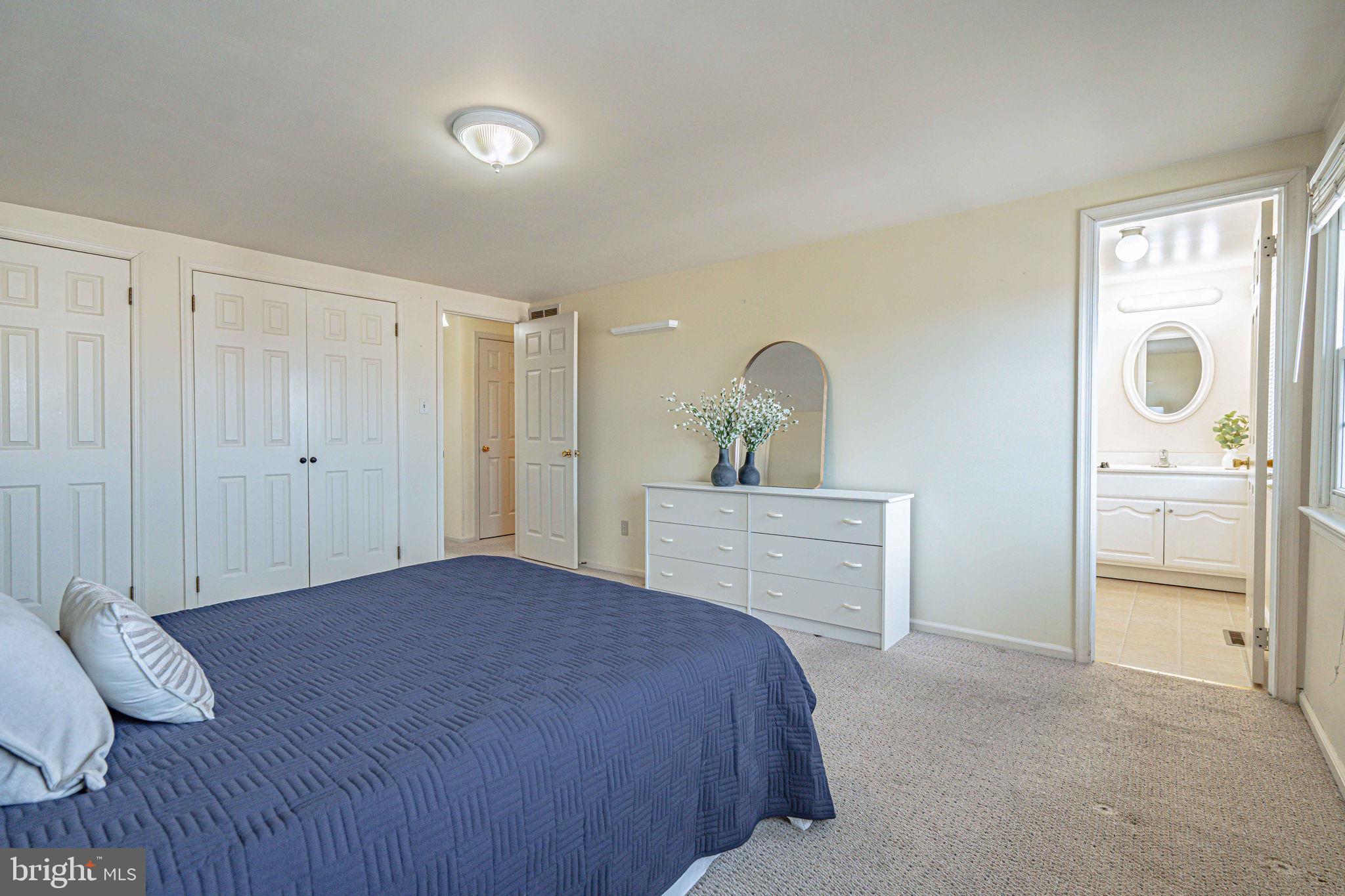 CLEARVIEW MANOR - Residential