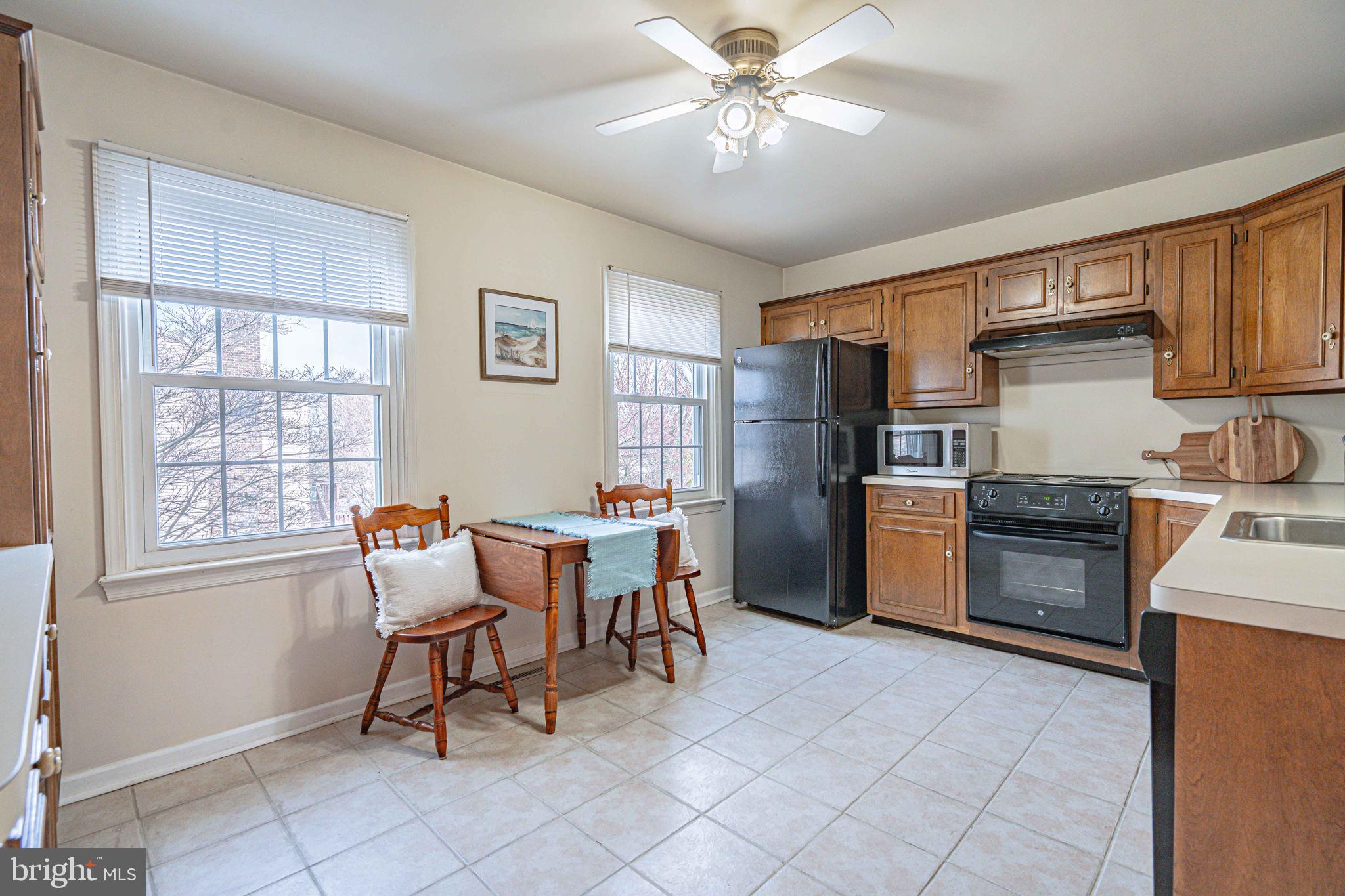 CLEARVIEW MANOR - Residential