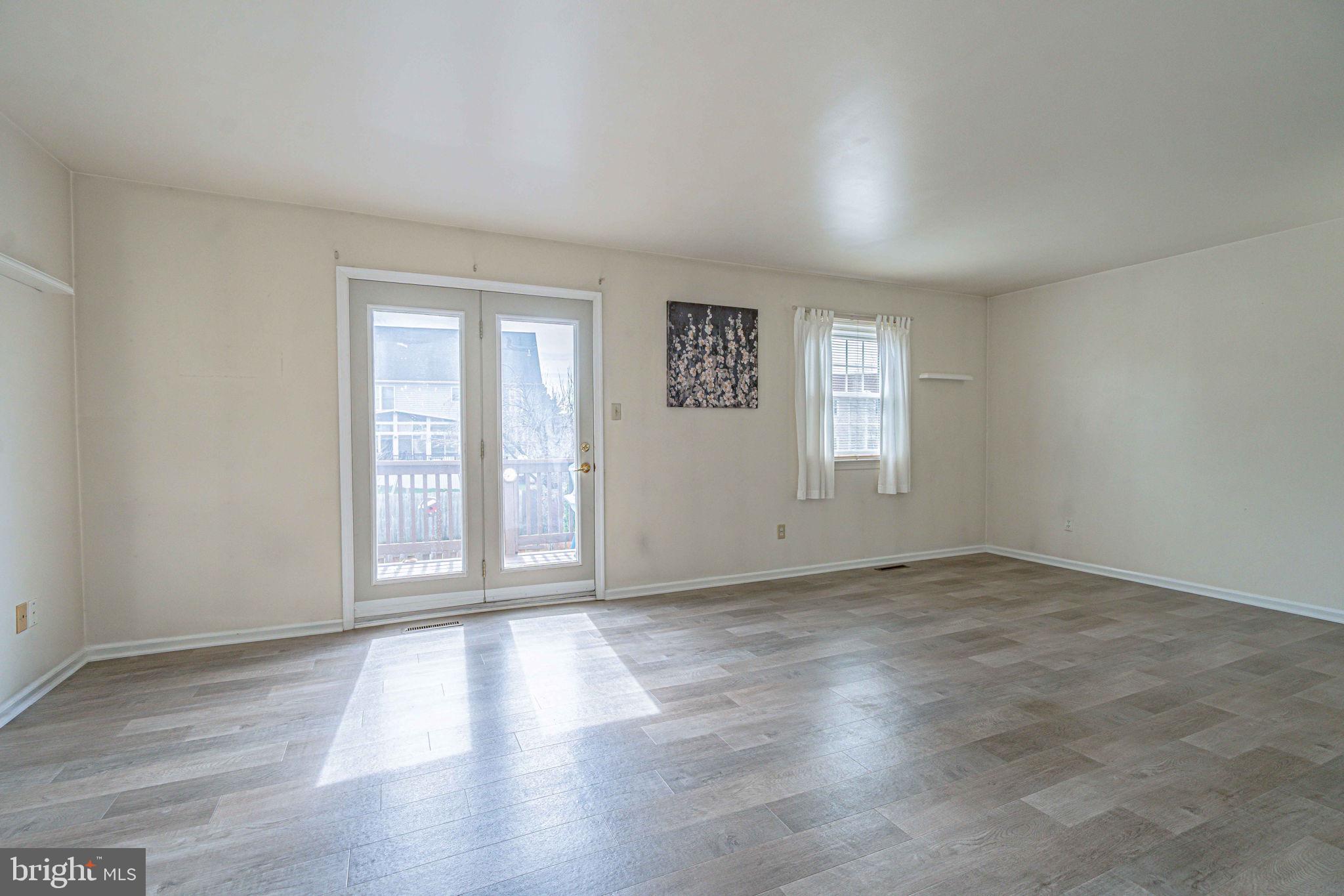 CLEARVIEW MANOR - Residential