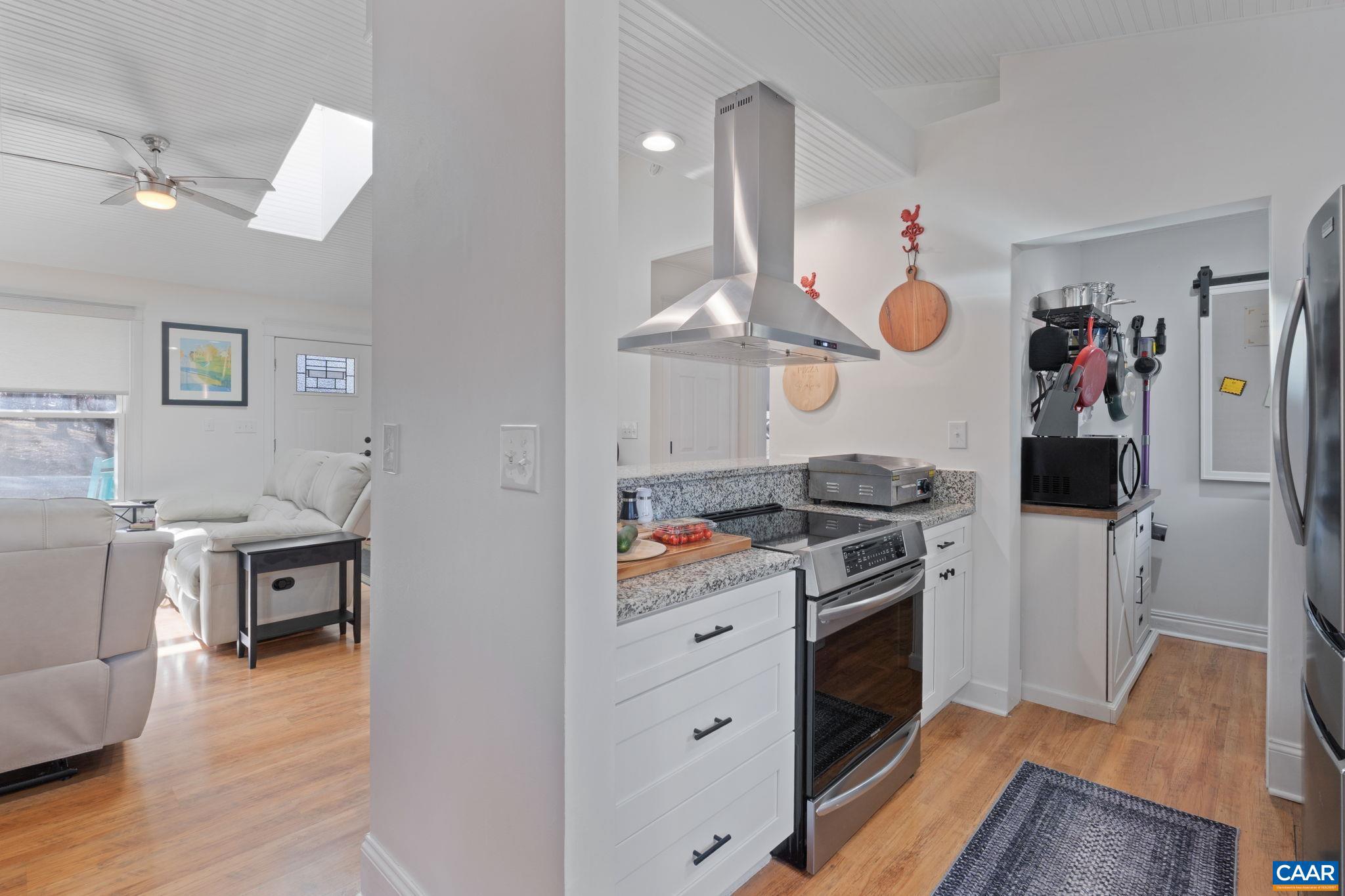 LAKE MONTICELLO - Residential