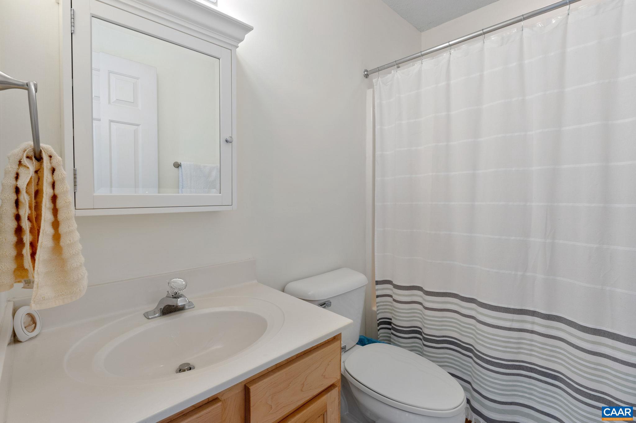 LAKE MONTICELLO - Residential