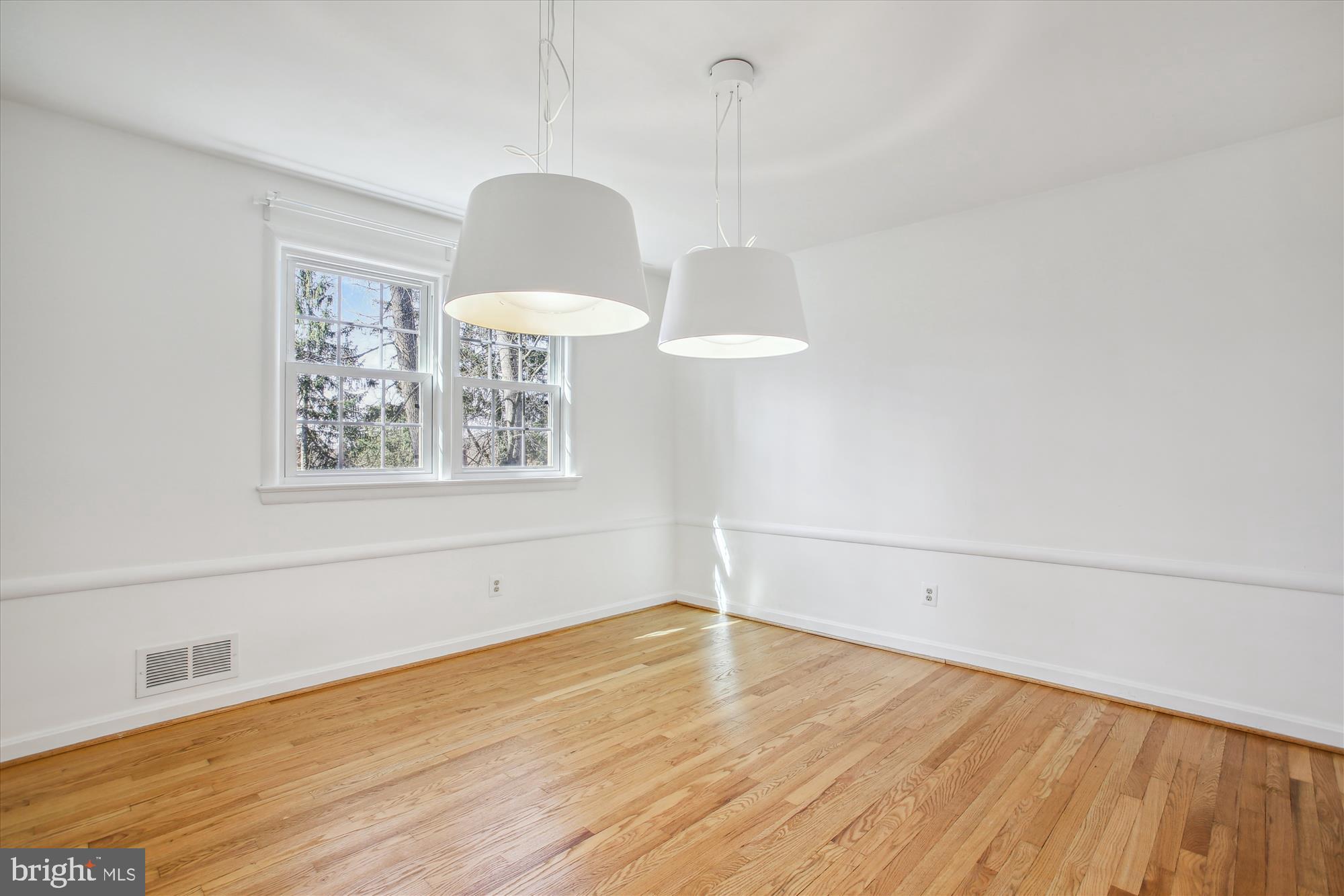 WESTWOOD PARK - Residential Lease