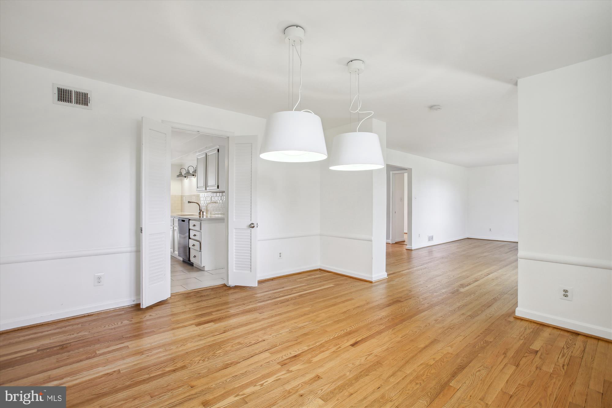 WESTWOOD PARK - Residential Lease