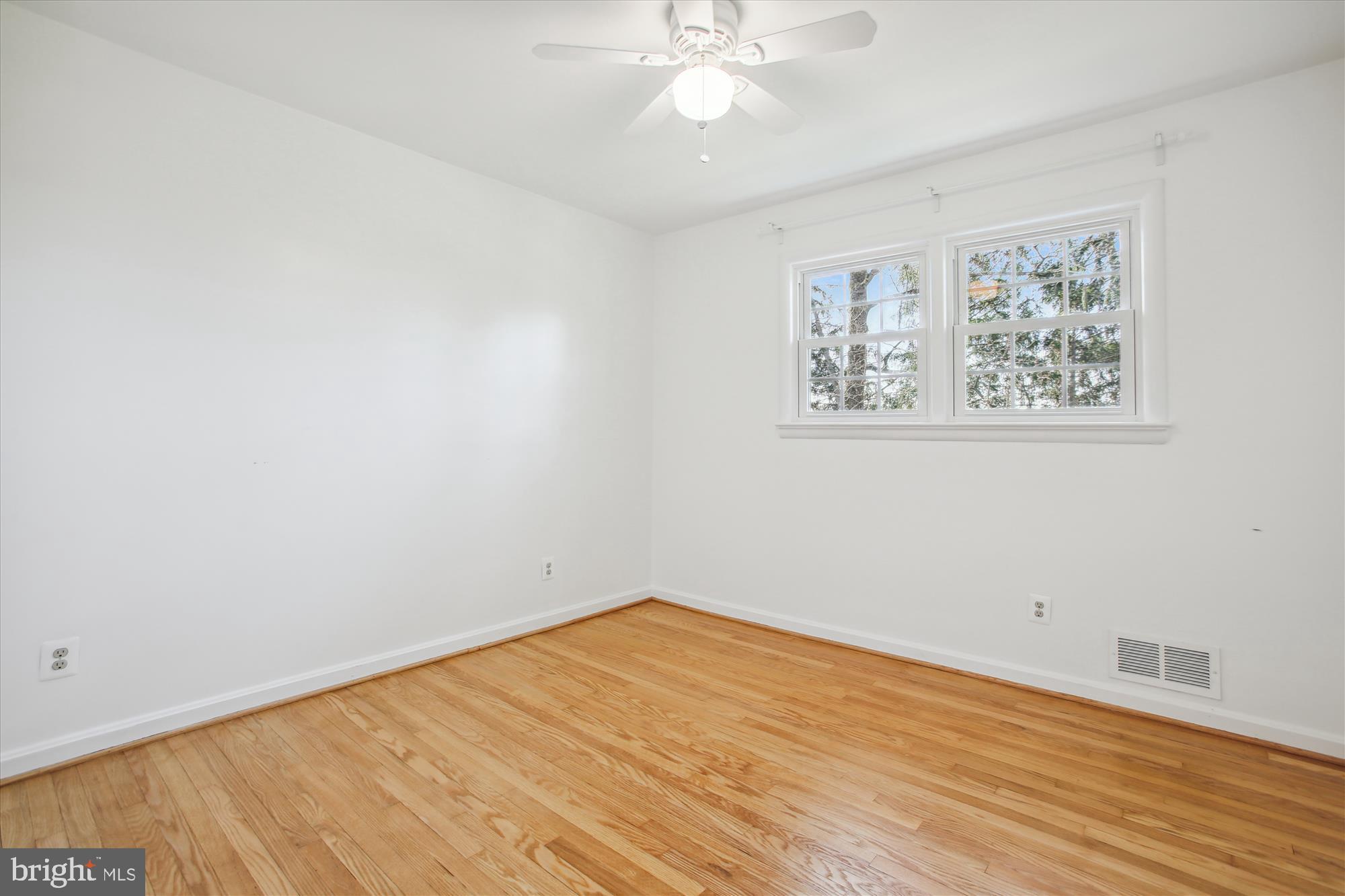 WESTWOOD PARK - Residential Lease