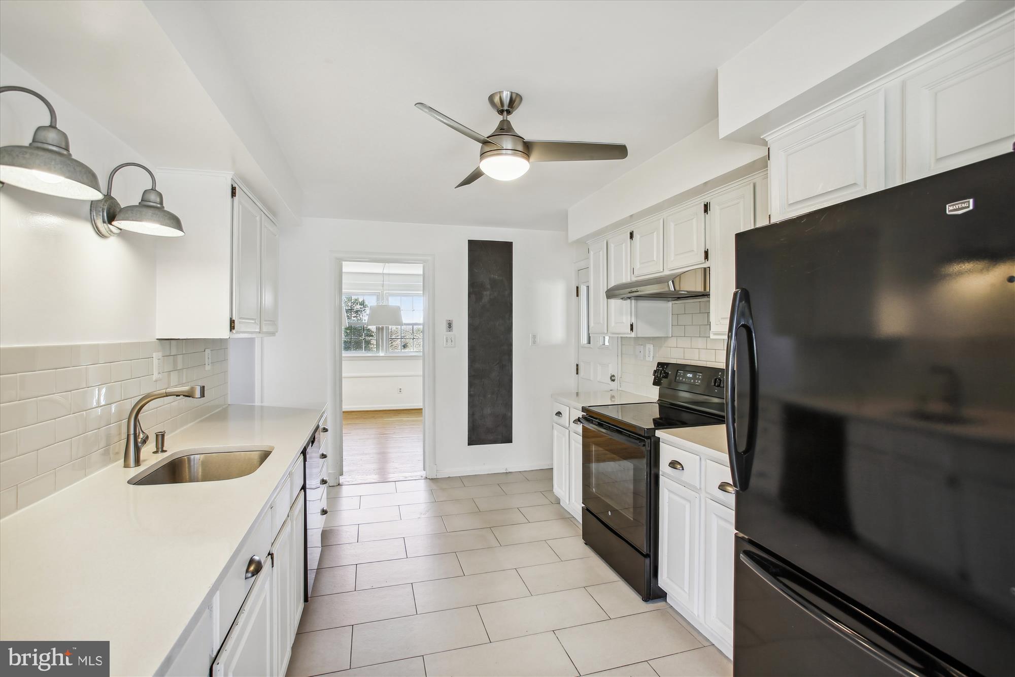 WESTWOOD PARK - Residential Lease