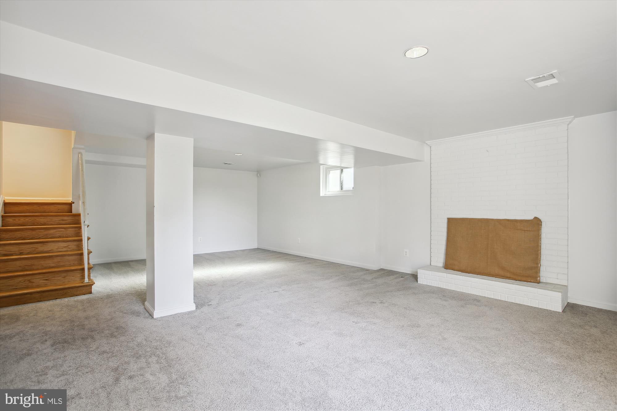 WESTWOOD PARK - Residential Lease