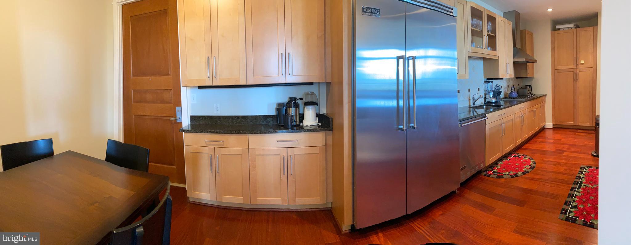 ONE PARK CREST CONDOMINIUM - Residential