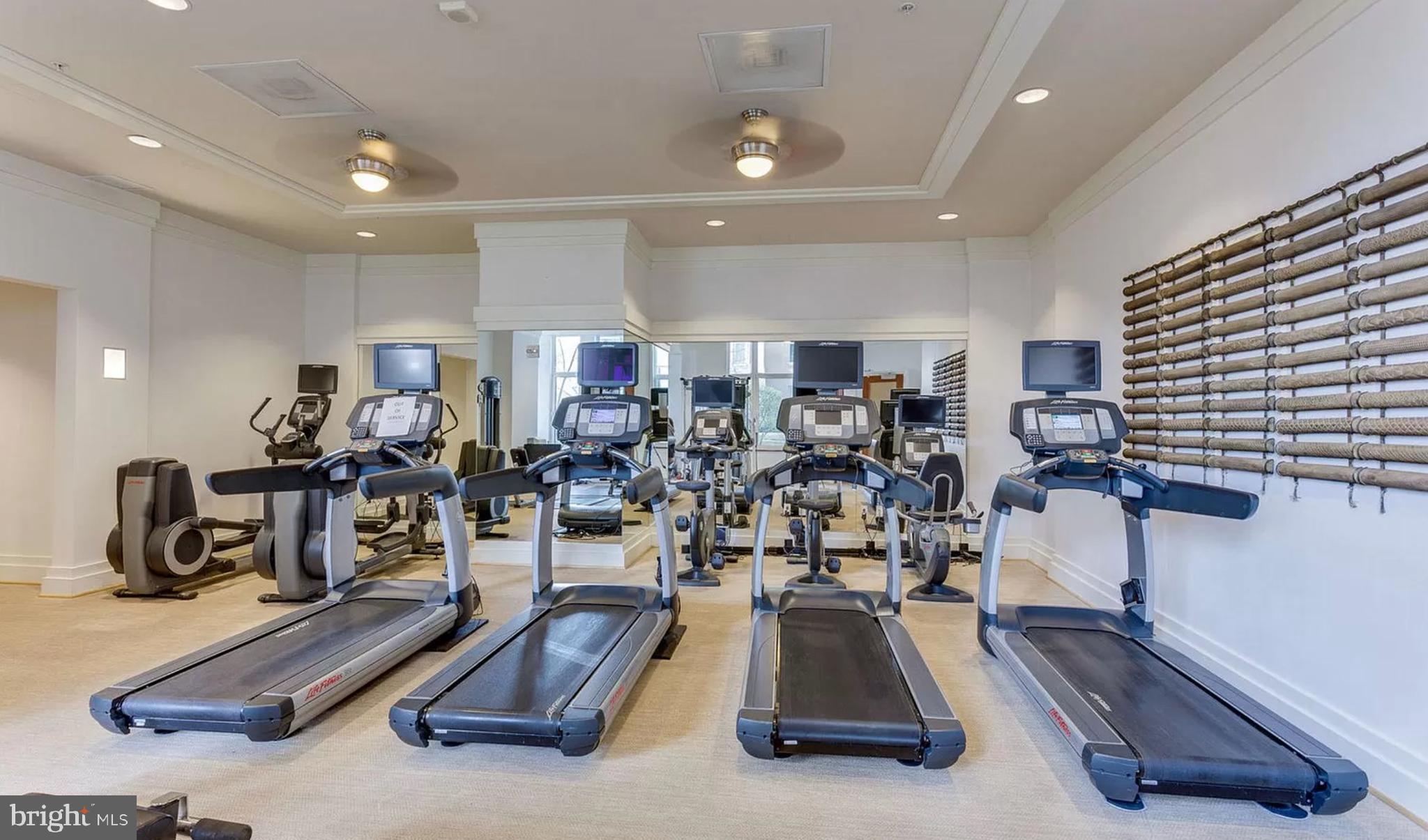 ONE PARK CREST CONDOMINIUM - Residential