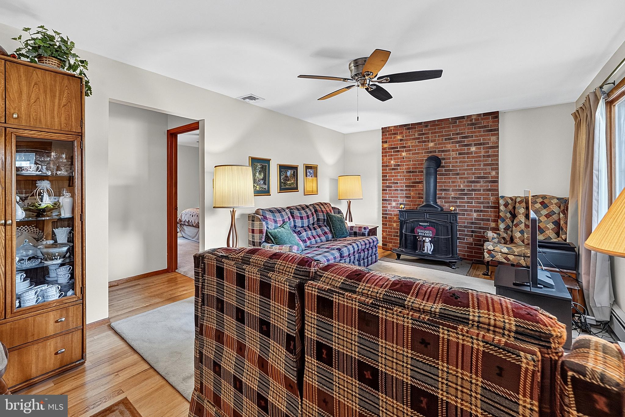 258 FORSGATE DRIVE A