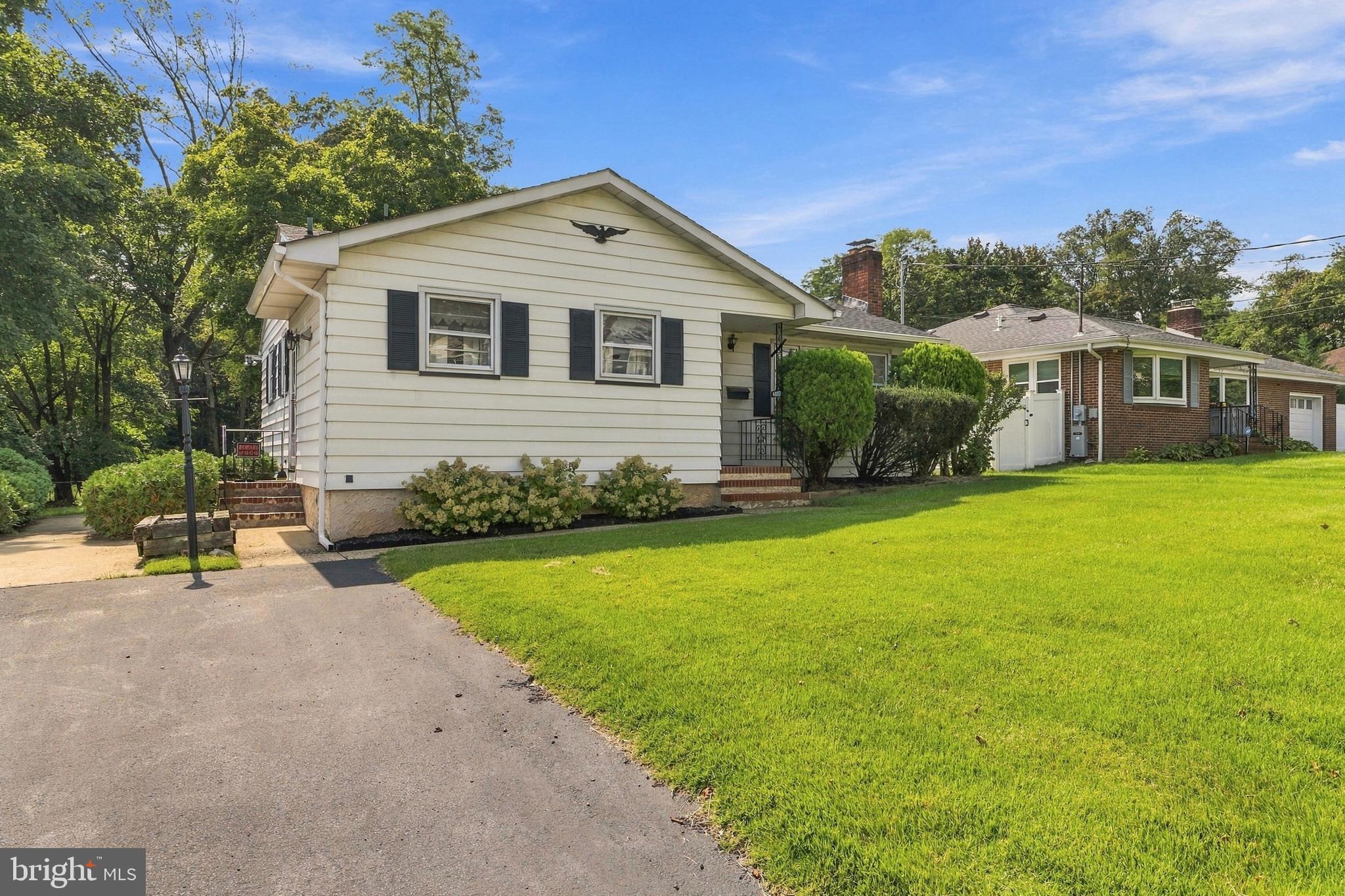 258 FORSGATE DRIVE A
