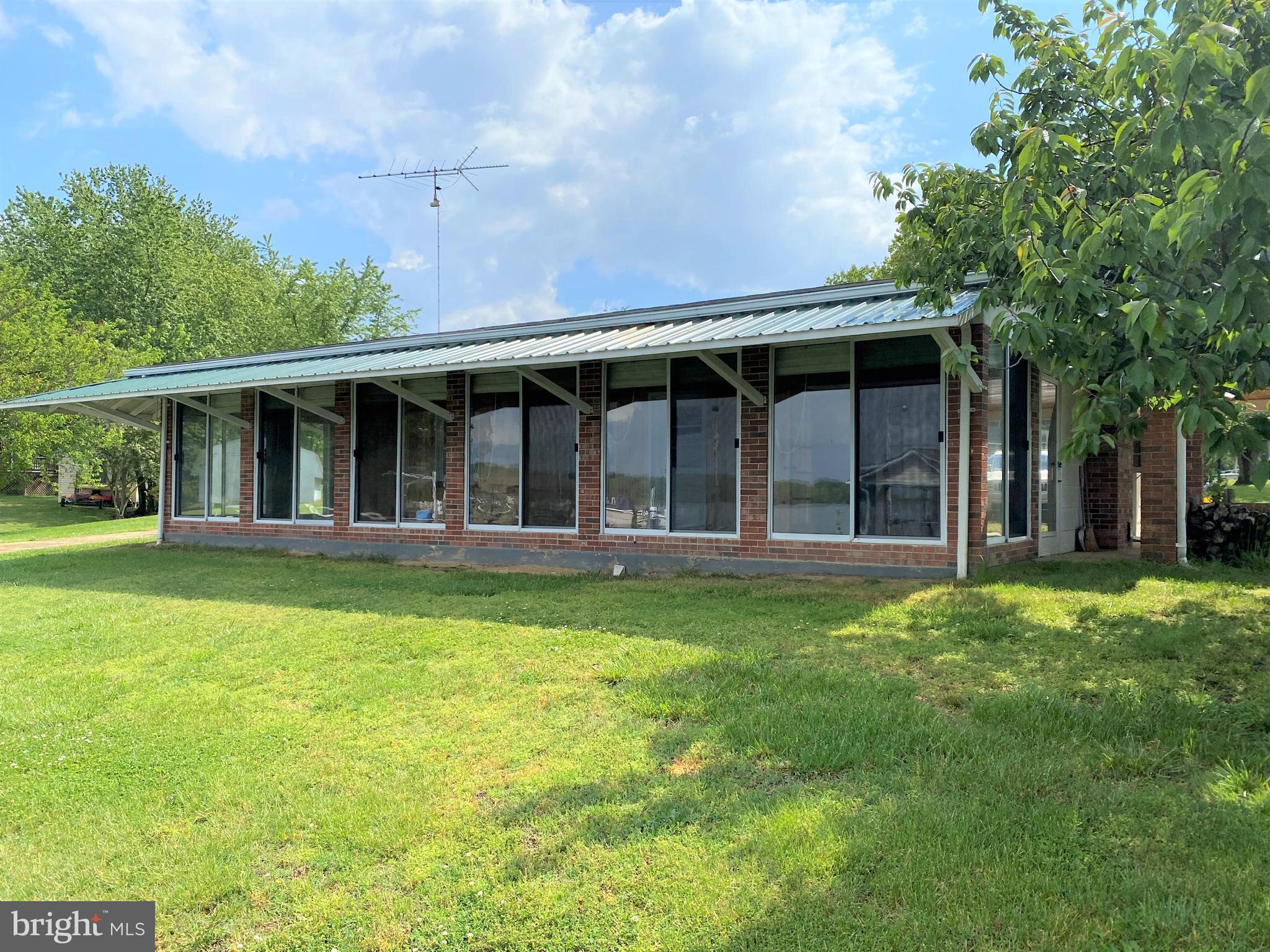 CABBAGE ALLEY - Residential
