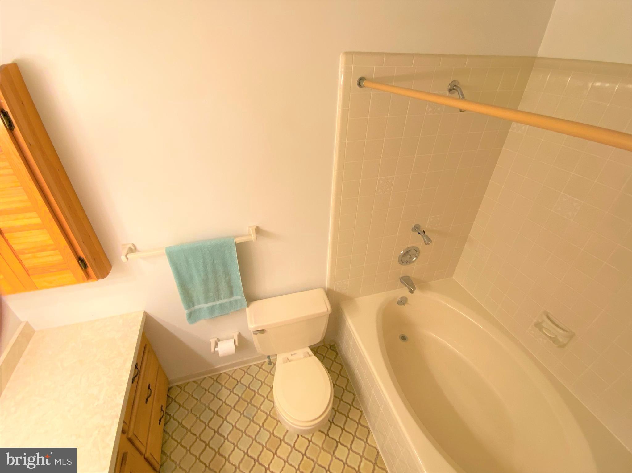 CABBAGE ALLEY - Residential