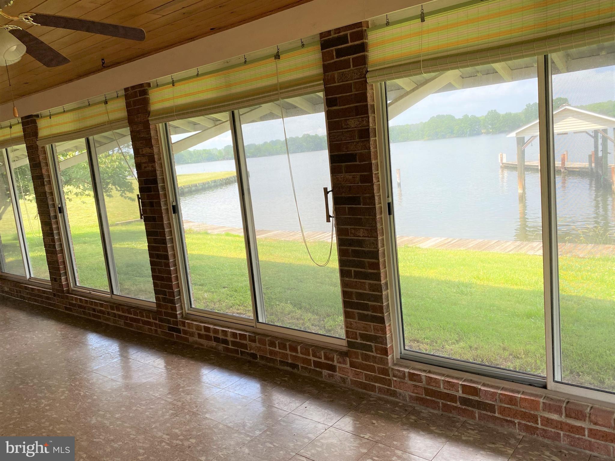 CABBAGE ALLEY - Residential