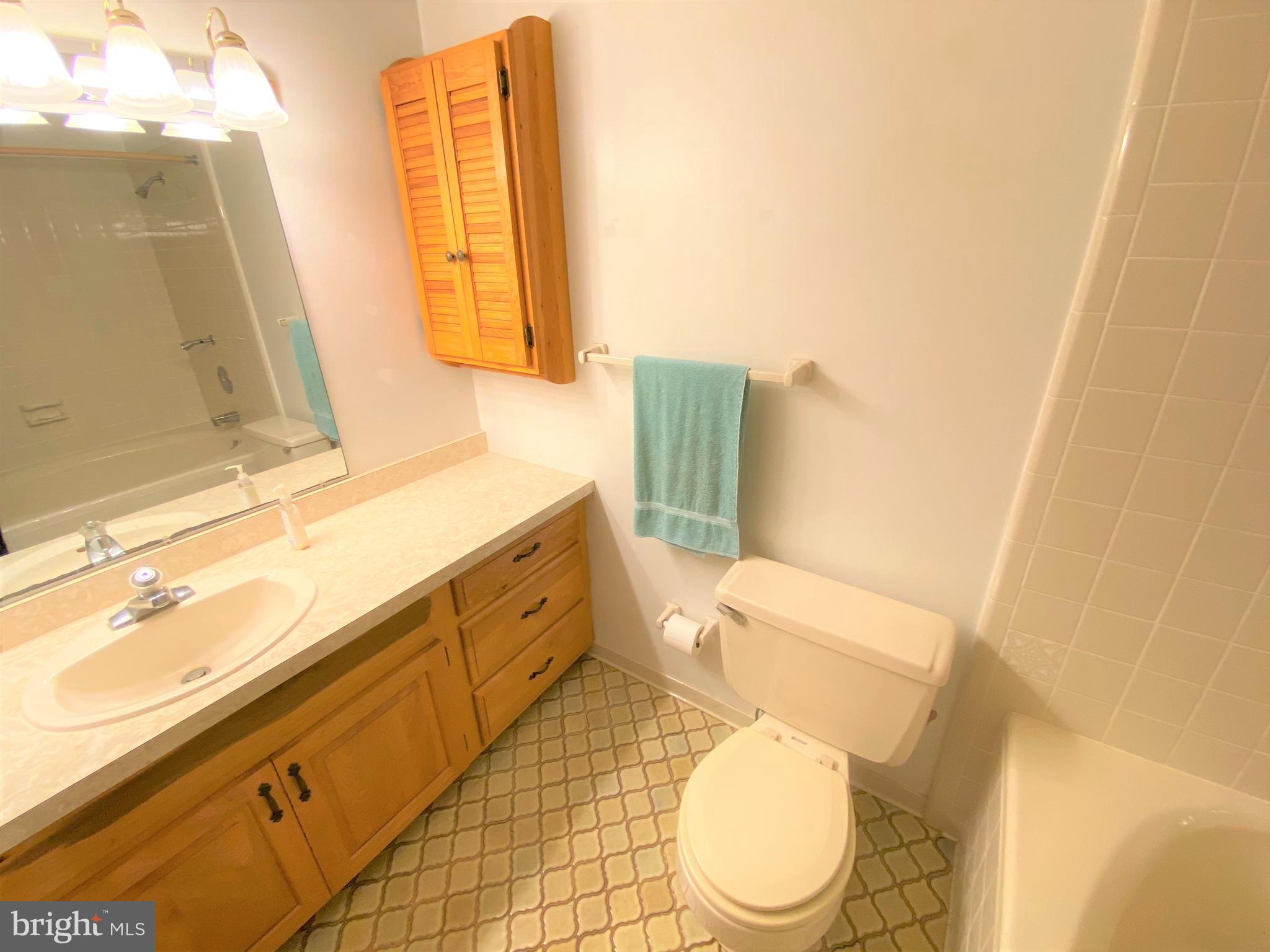 CABBAGE ALLEY - Residential