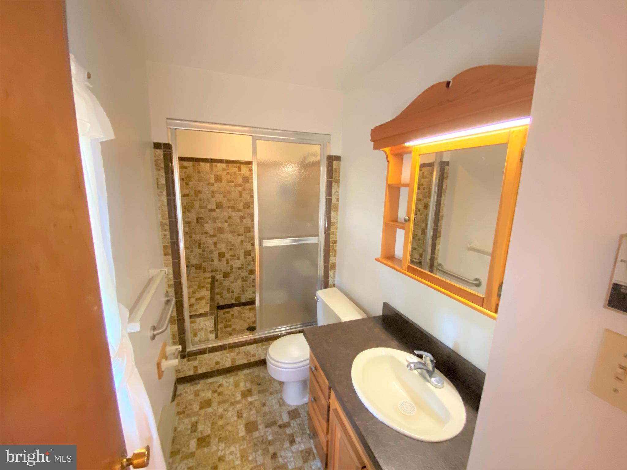 CABBAGE ALLEY - Residential