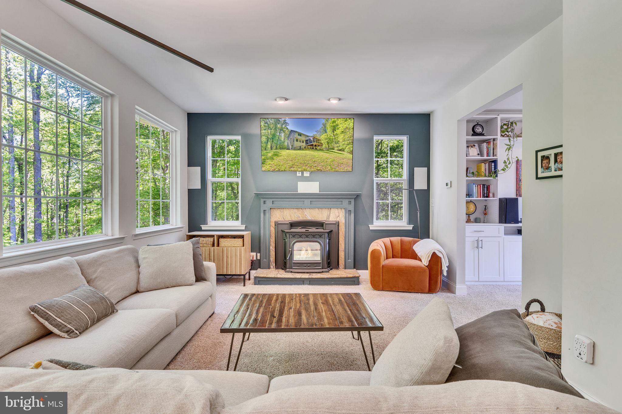 HOLBROOK ESTATES - Residential