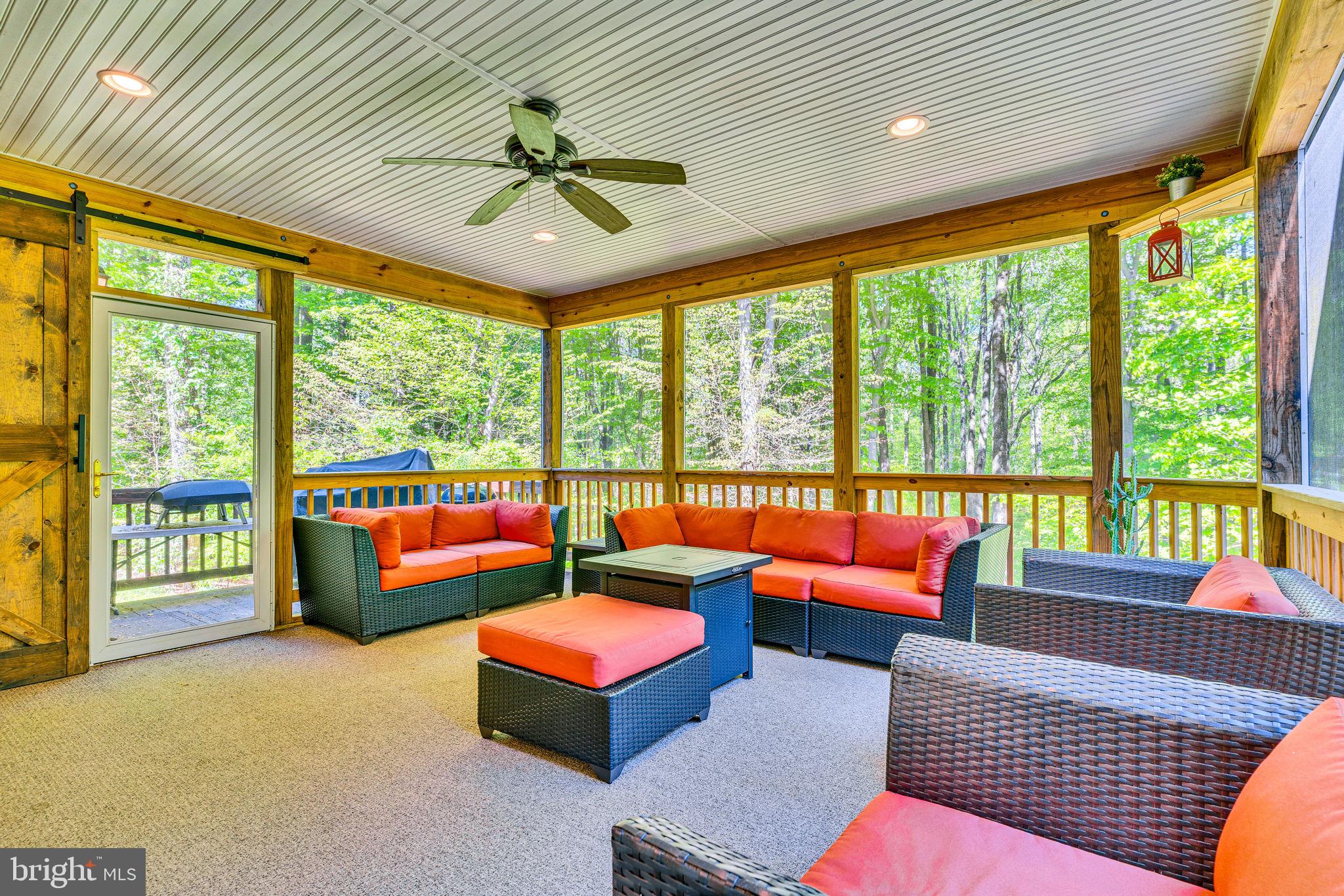 HOLBROOK ESTATES - Residential