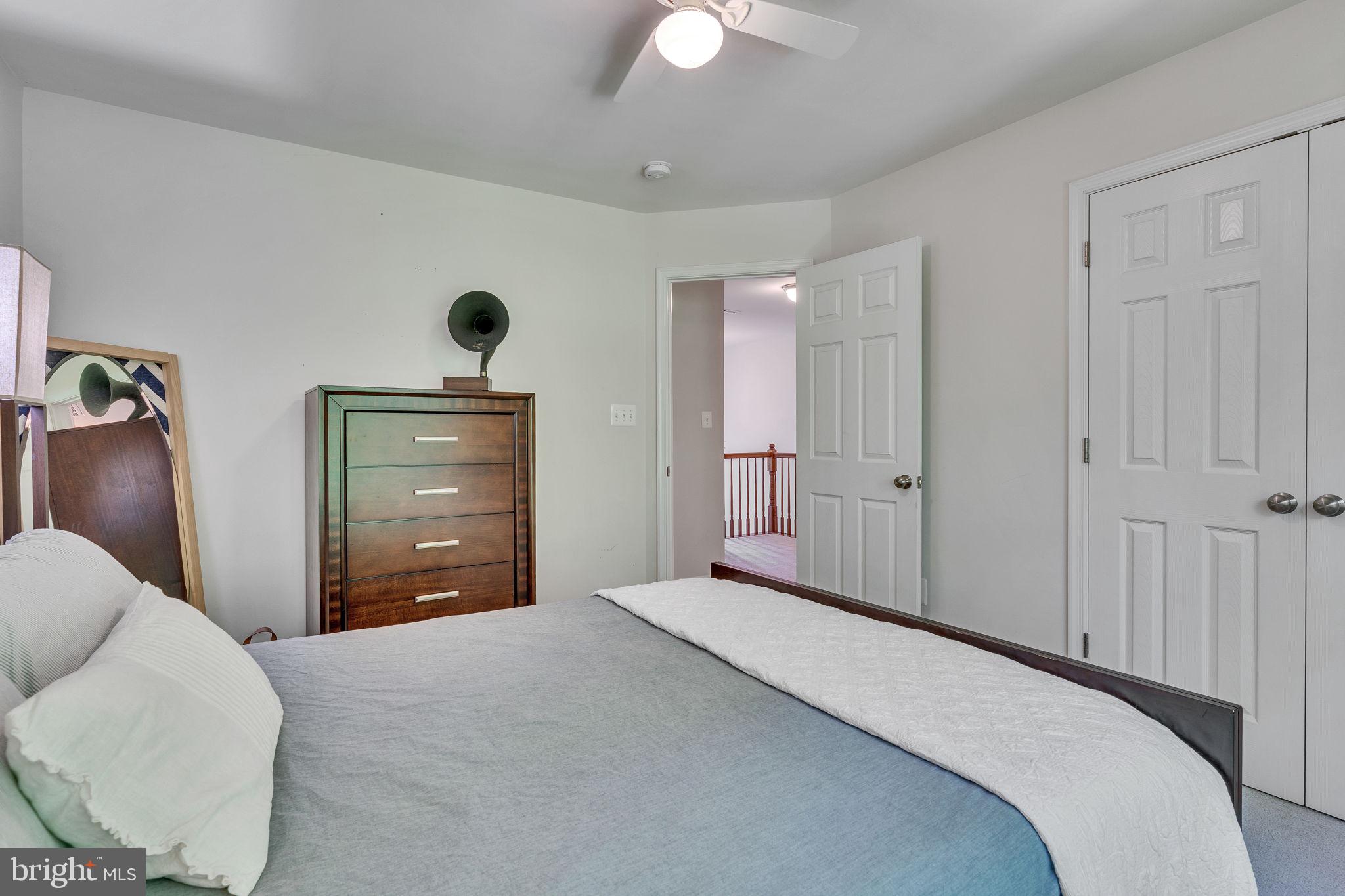 HOLBROOK ESTATES - Residential