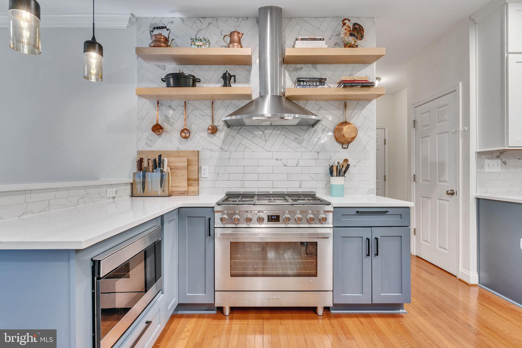 HOLBROOK ESTATES - Residential