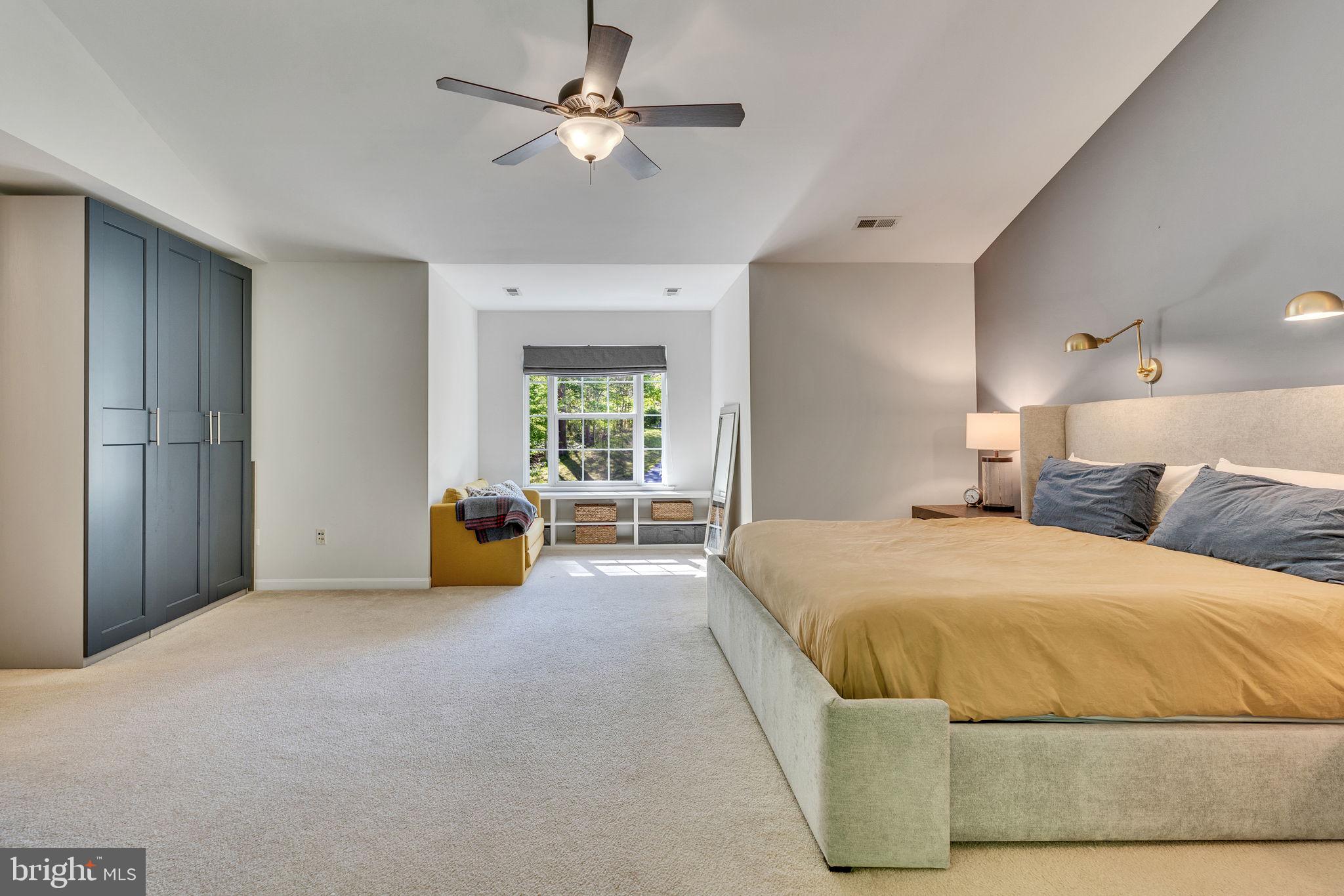 HOLBROOK ESTATES - Residential