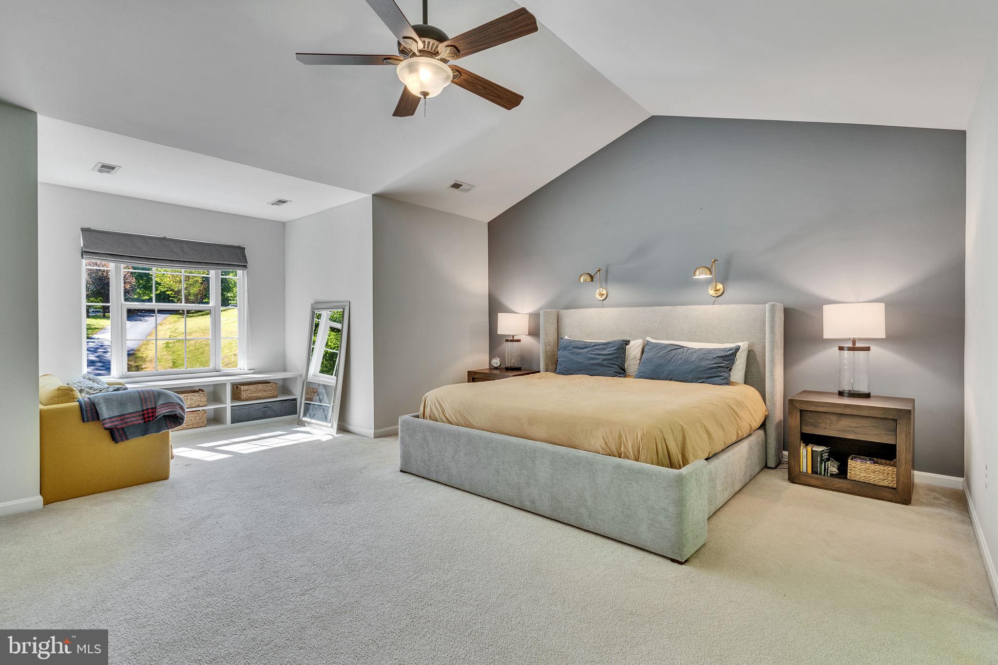 HOLBROOK ESTATES - Residential