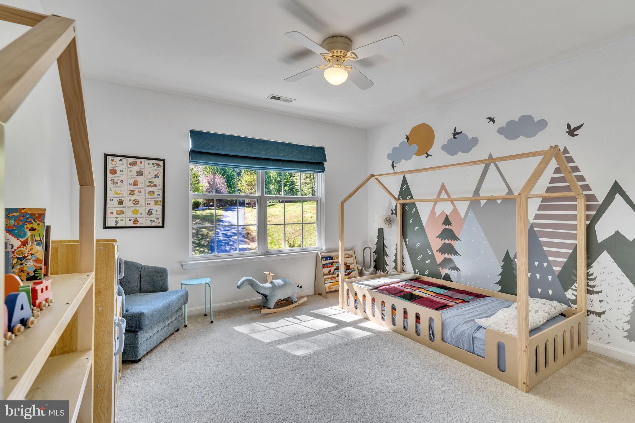 HOLBROOK ESTATES - Residential