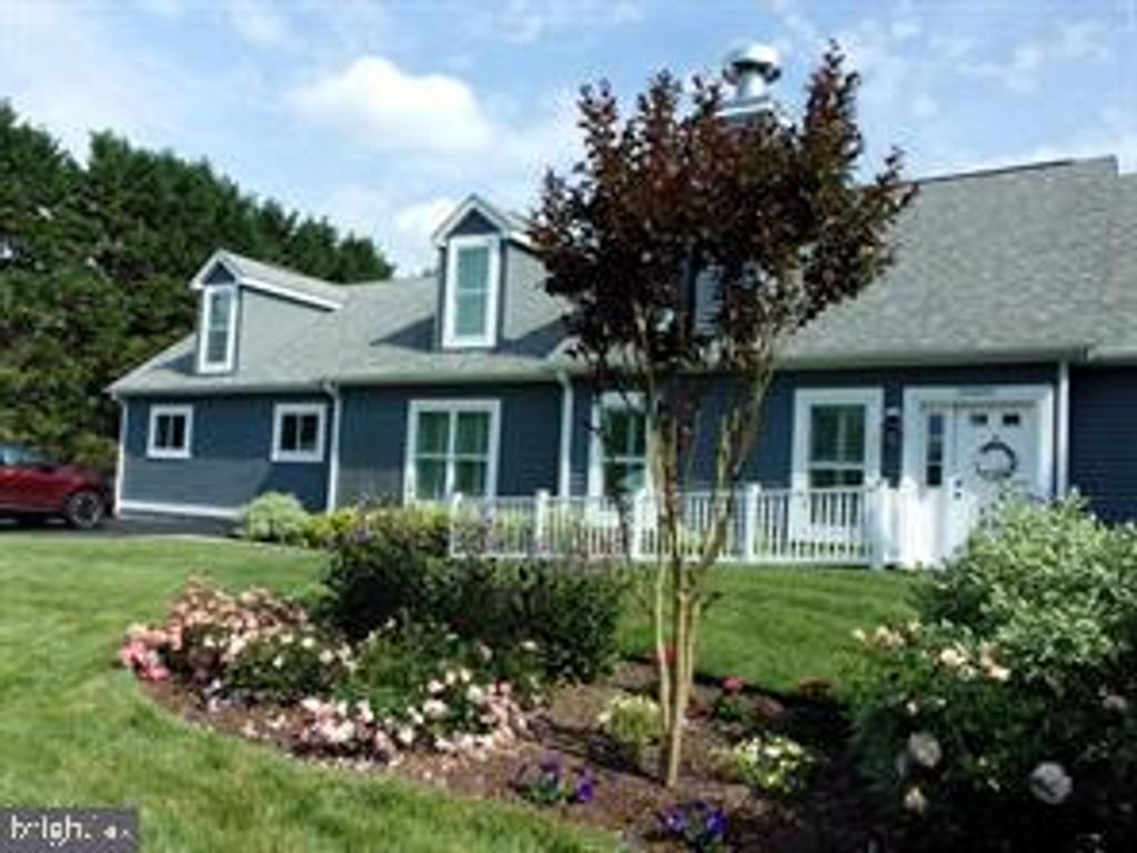 Photo of DAGSBORO, DE 19939 (MLS # DESU2100300)