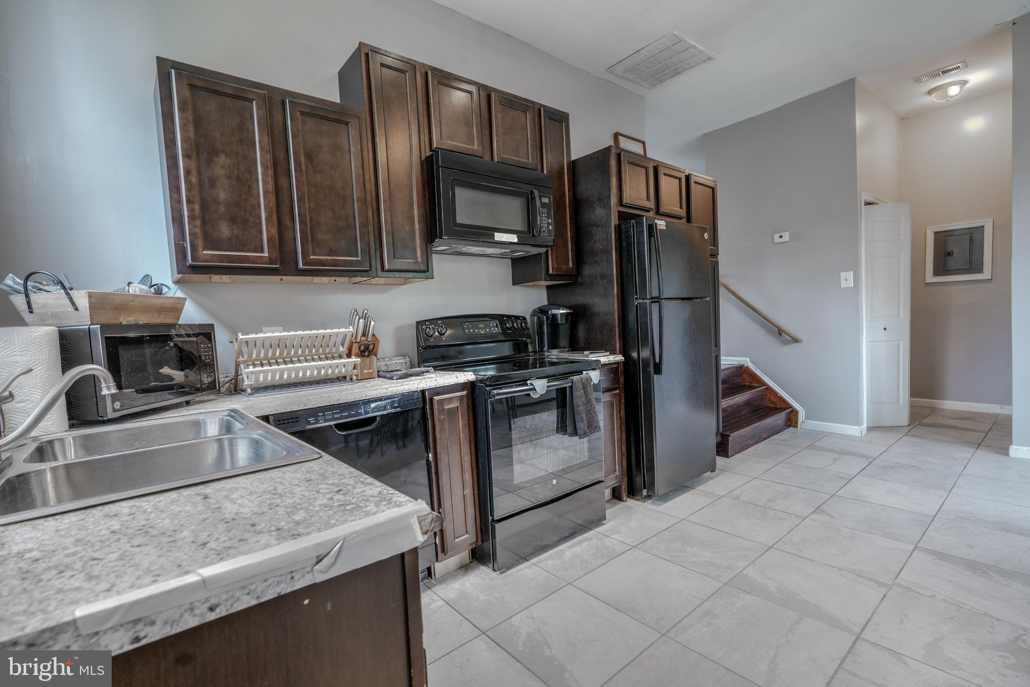 FRIENDLY - Residential