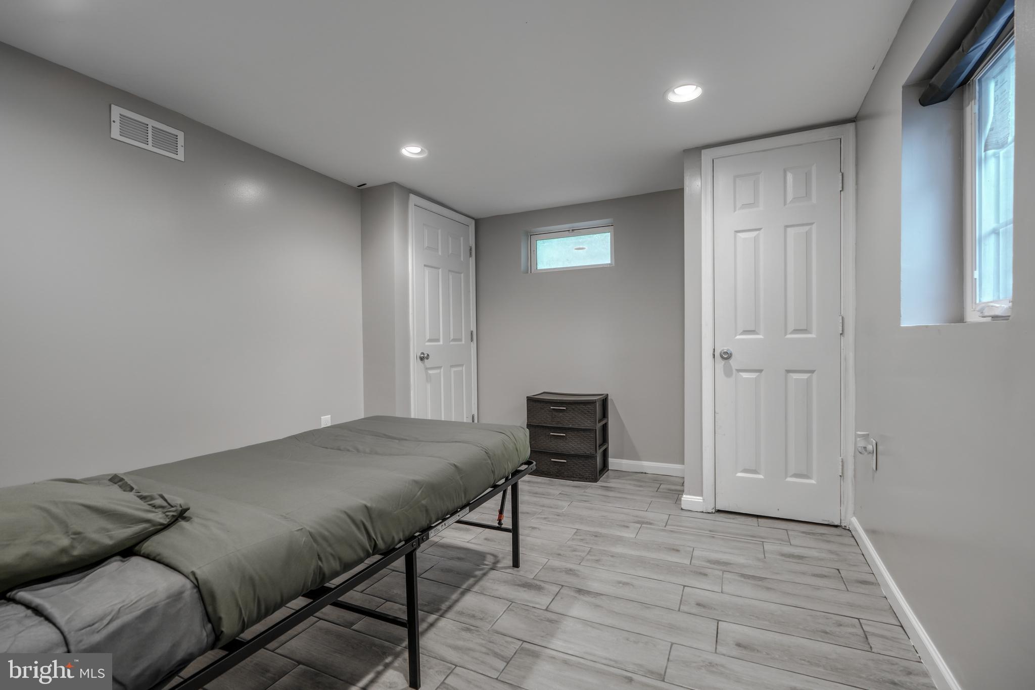 FRIENDLY - Residential