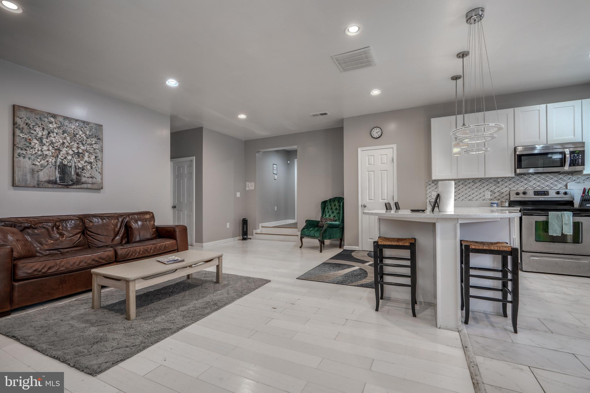 FRIENDLY - Residential