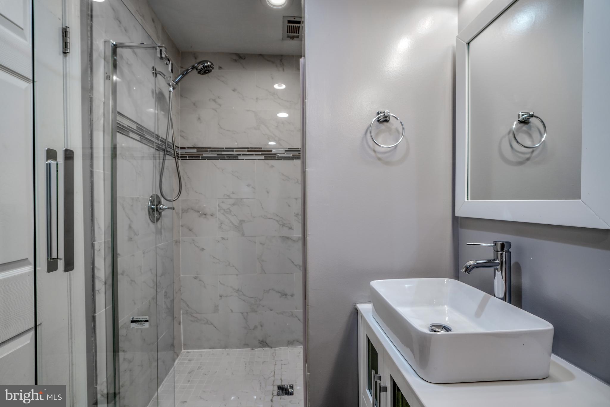 FRIENDLY - Residential