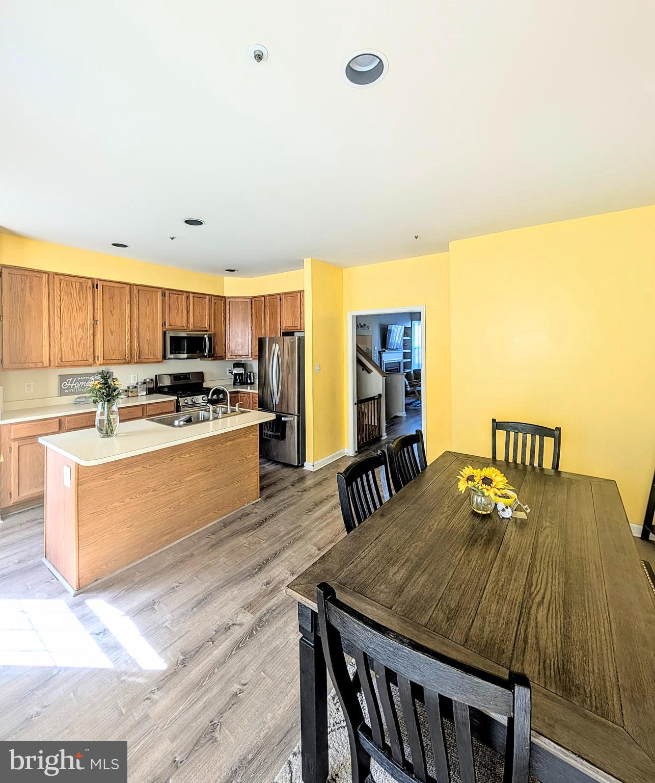 RIDGEFIELD - Residential