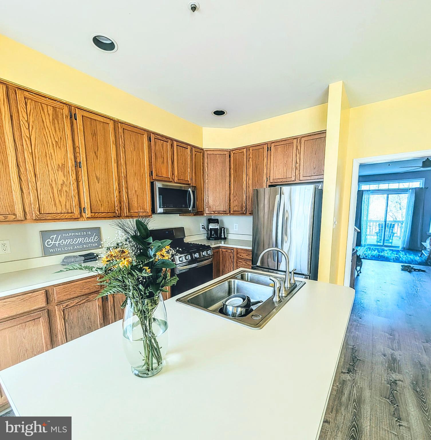 RIDGEFIELD - Residential