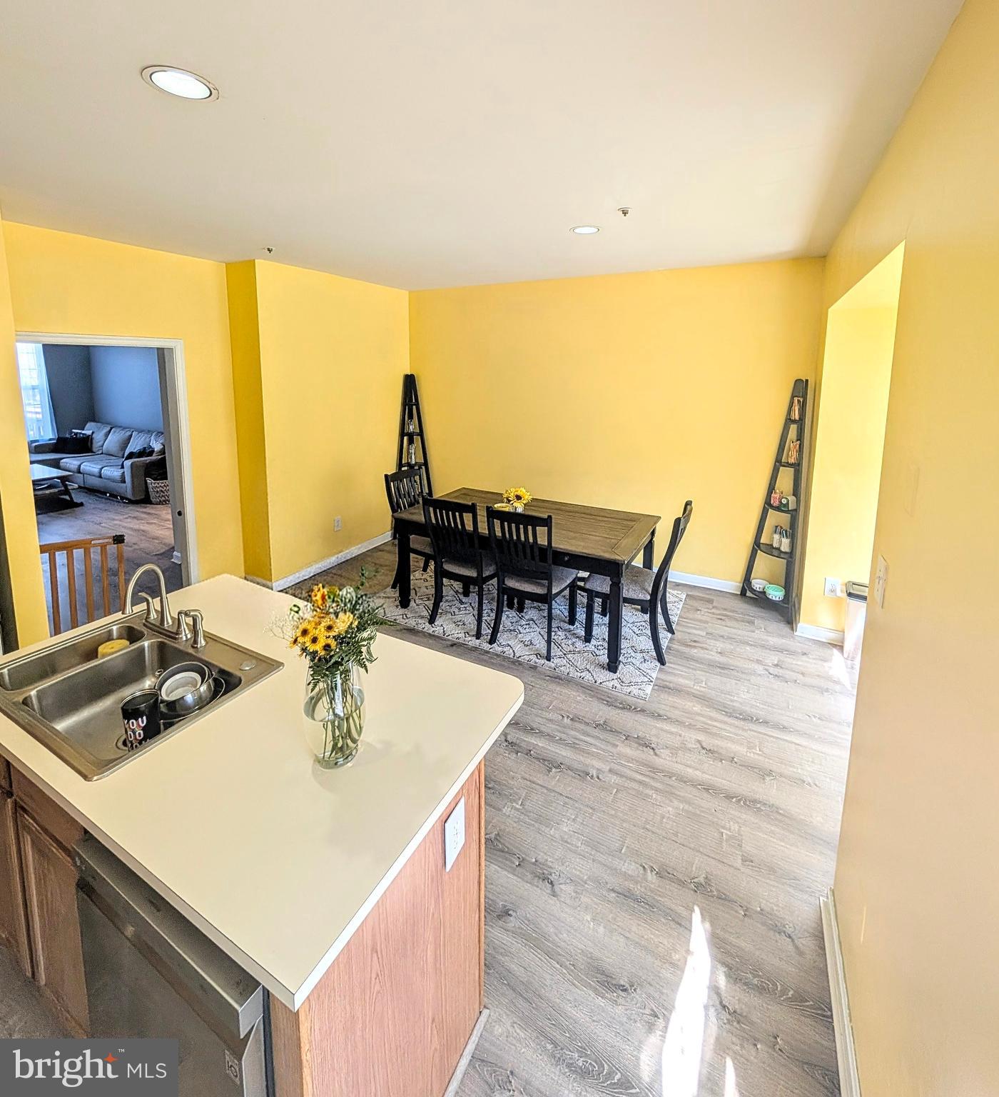 RIDGEFIELD - Residential