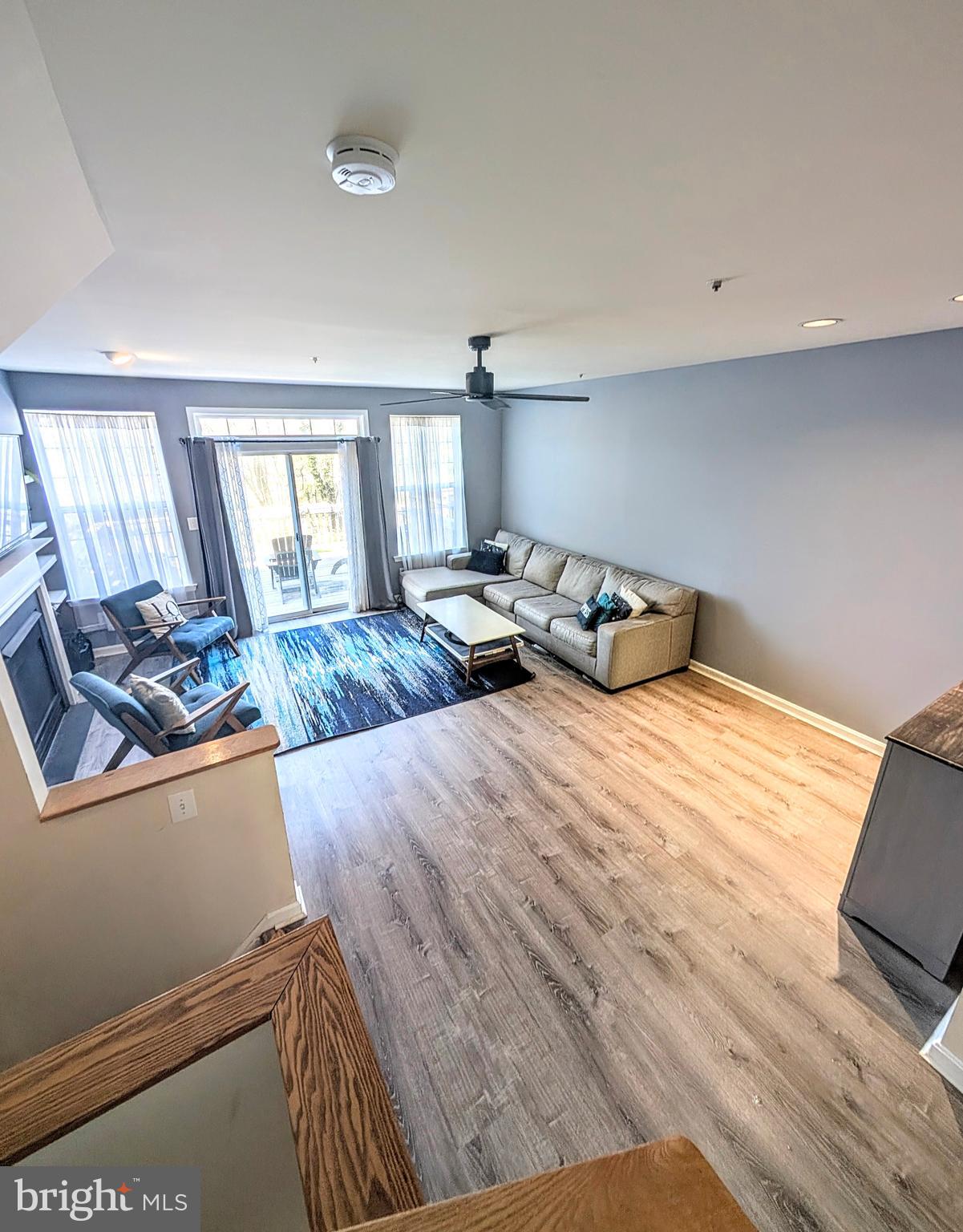 RIDGEFIELD - Residential