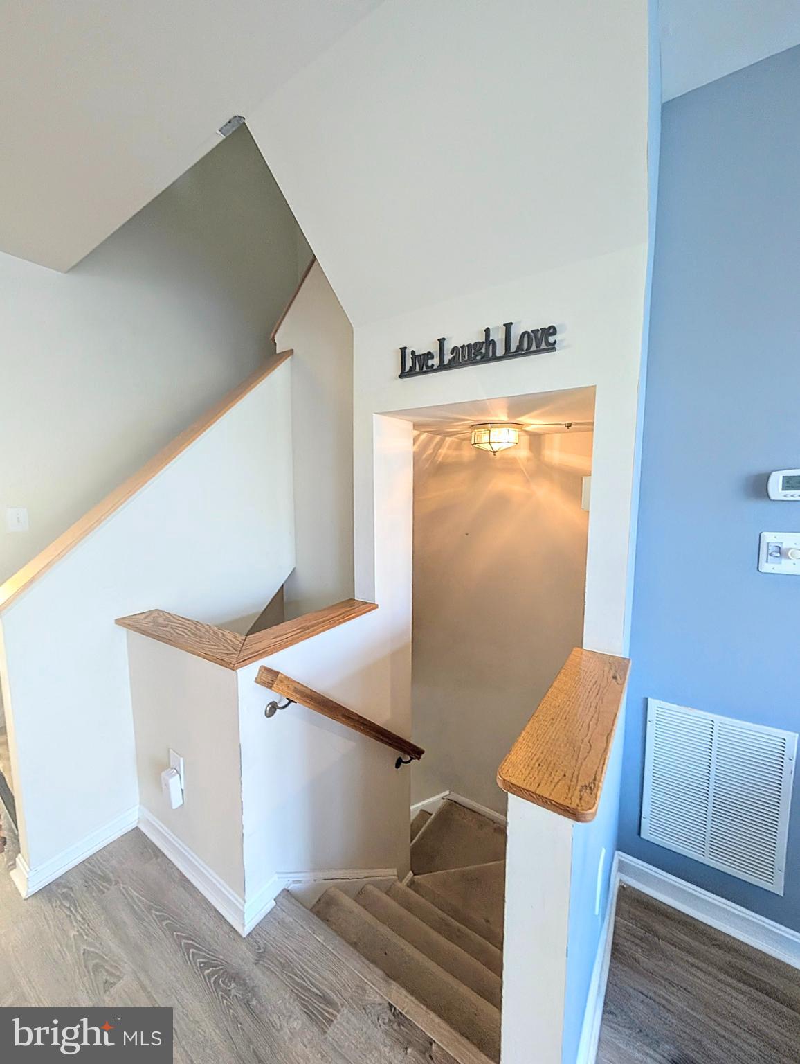 RIDGEFIELD - Residential