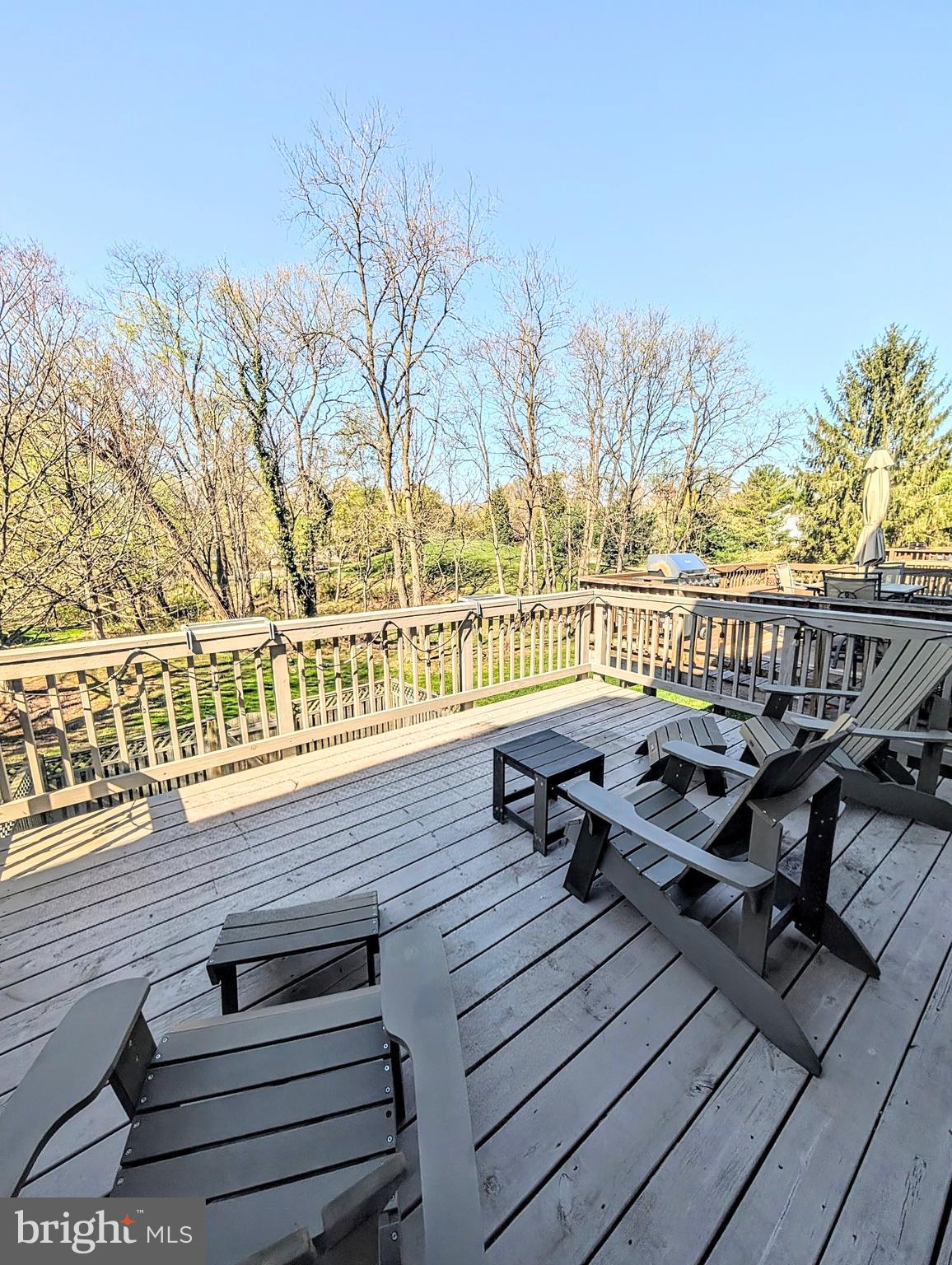 RIDGEFIELD - Residential