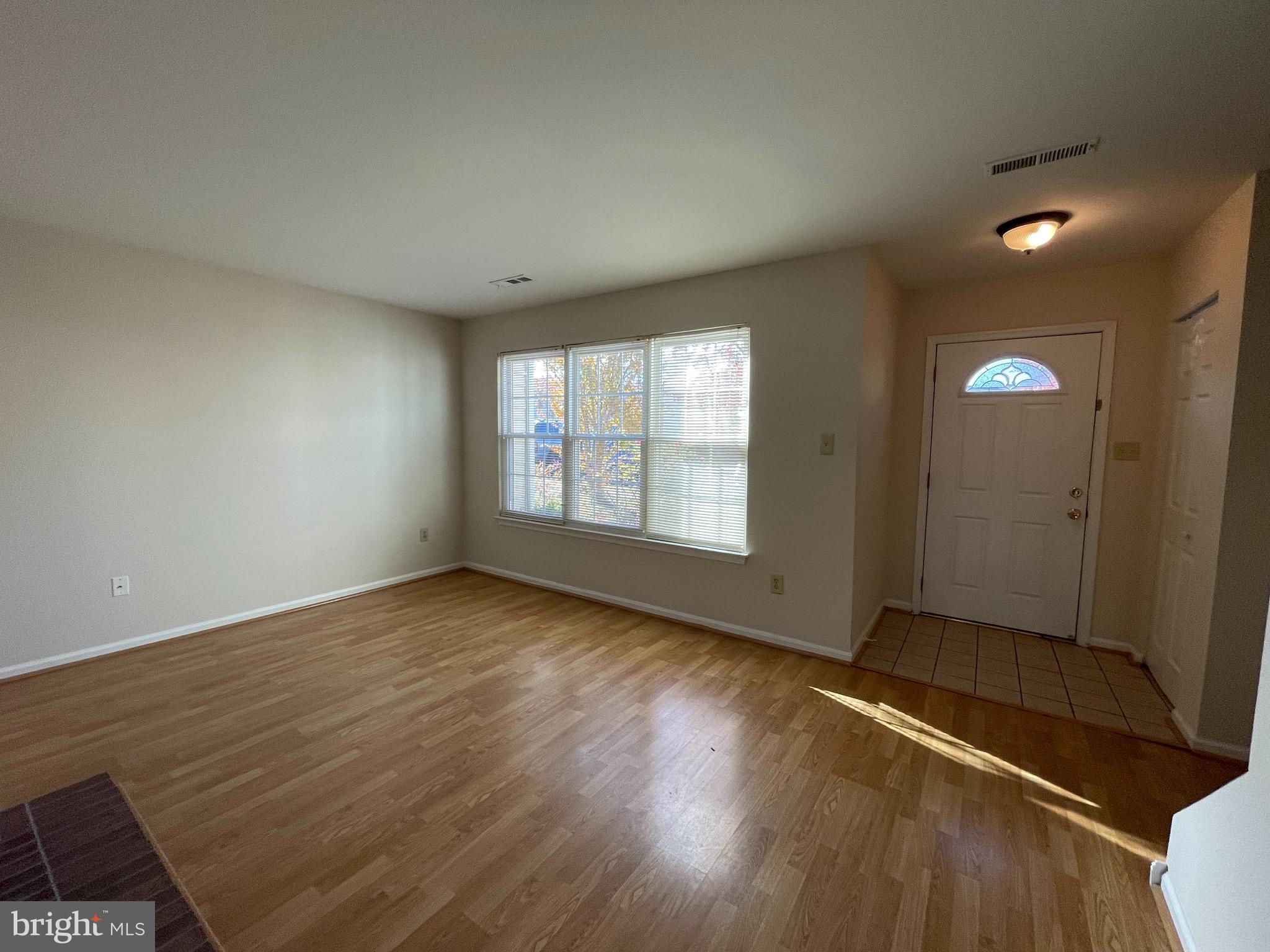 VILLAGES OF SALEM STATION - Residential Lease