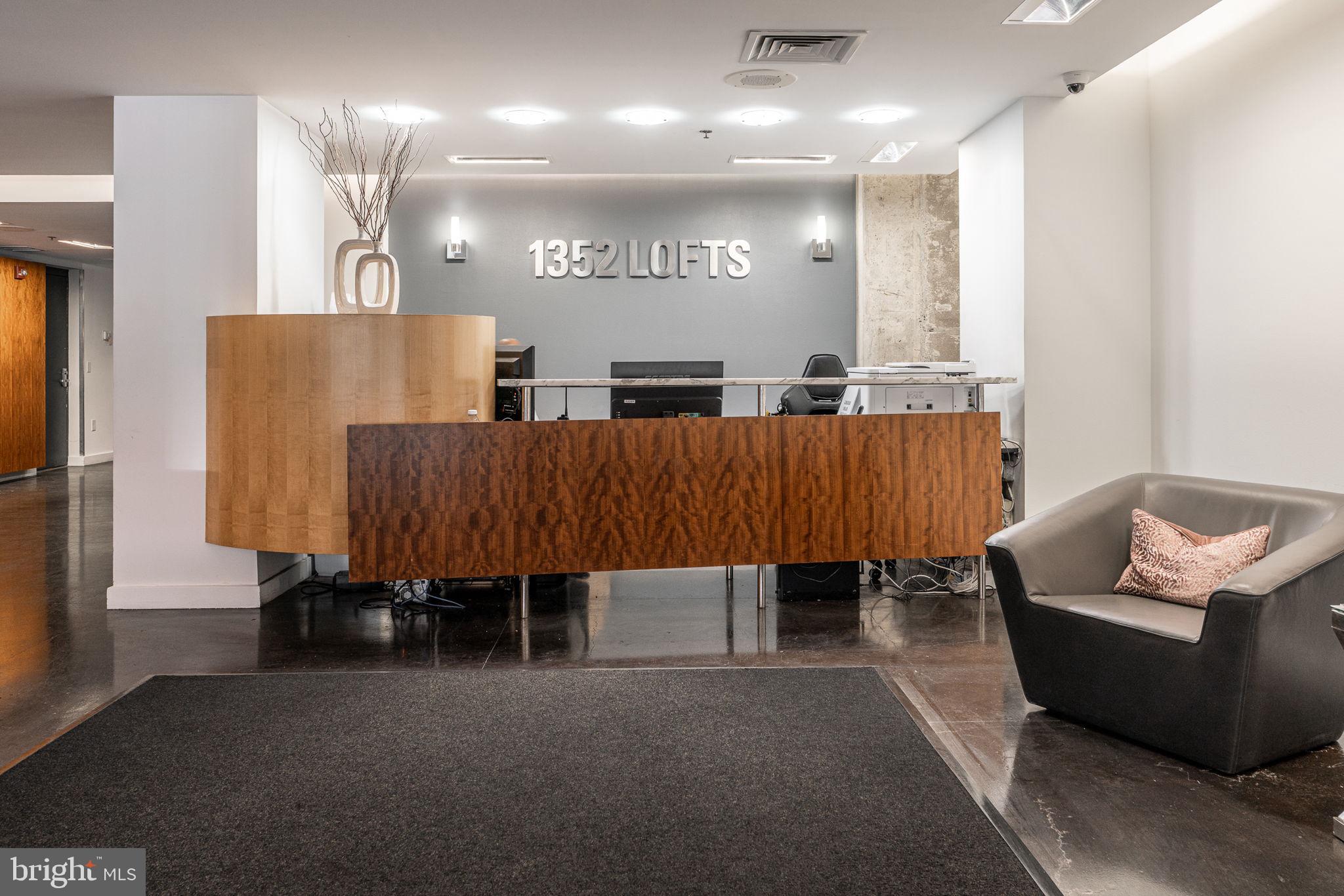 AVENUE OF THE ARTS - Residential