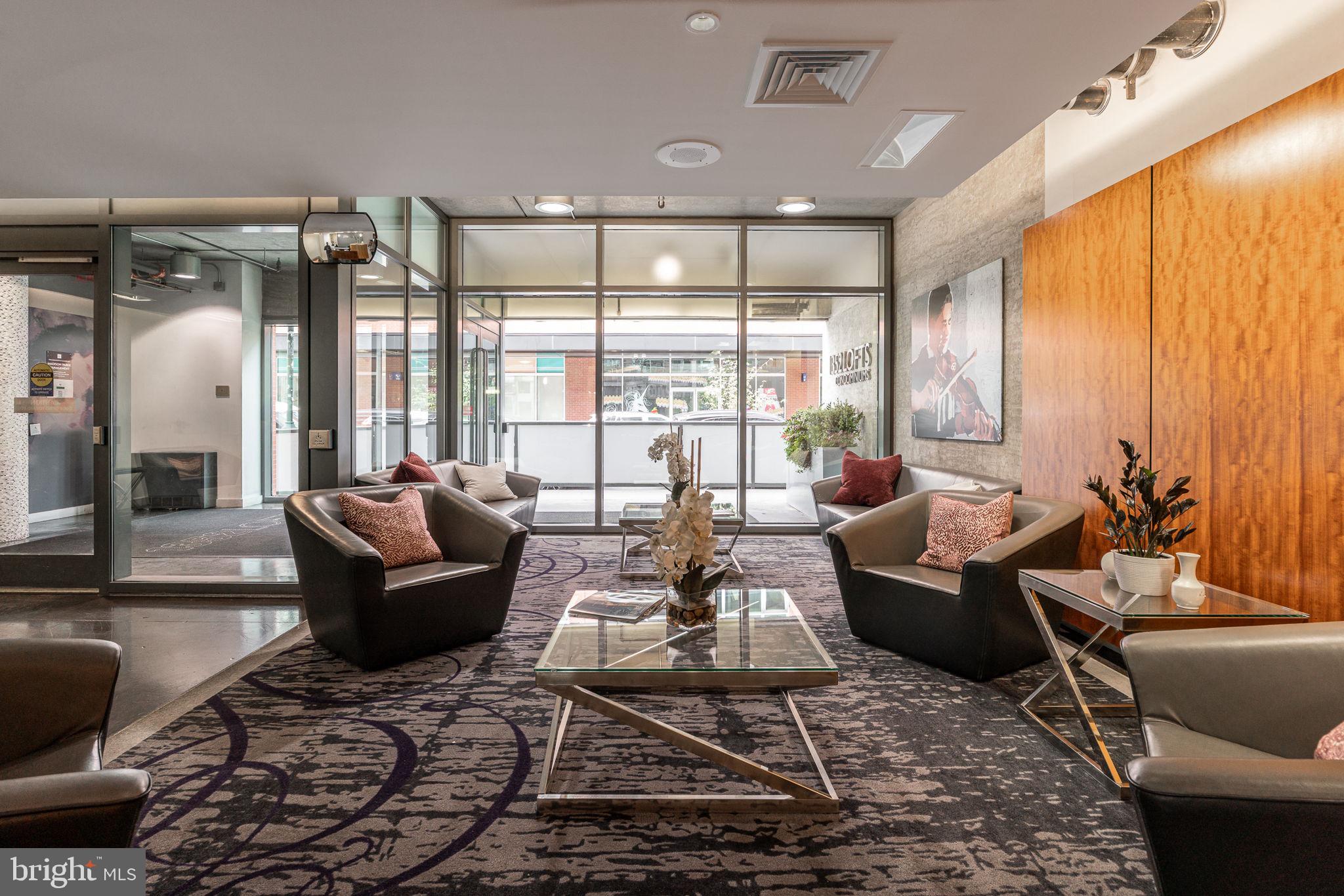 AVENUE OF THE ARTS - Residential