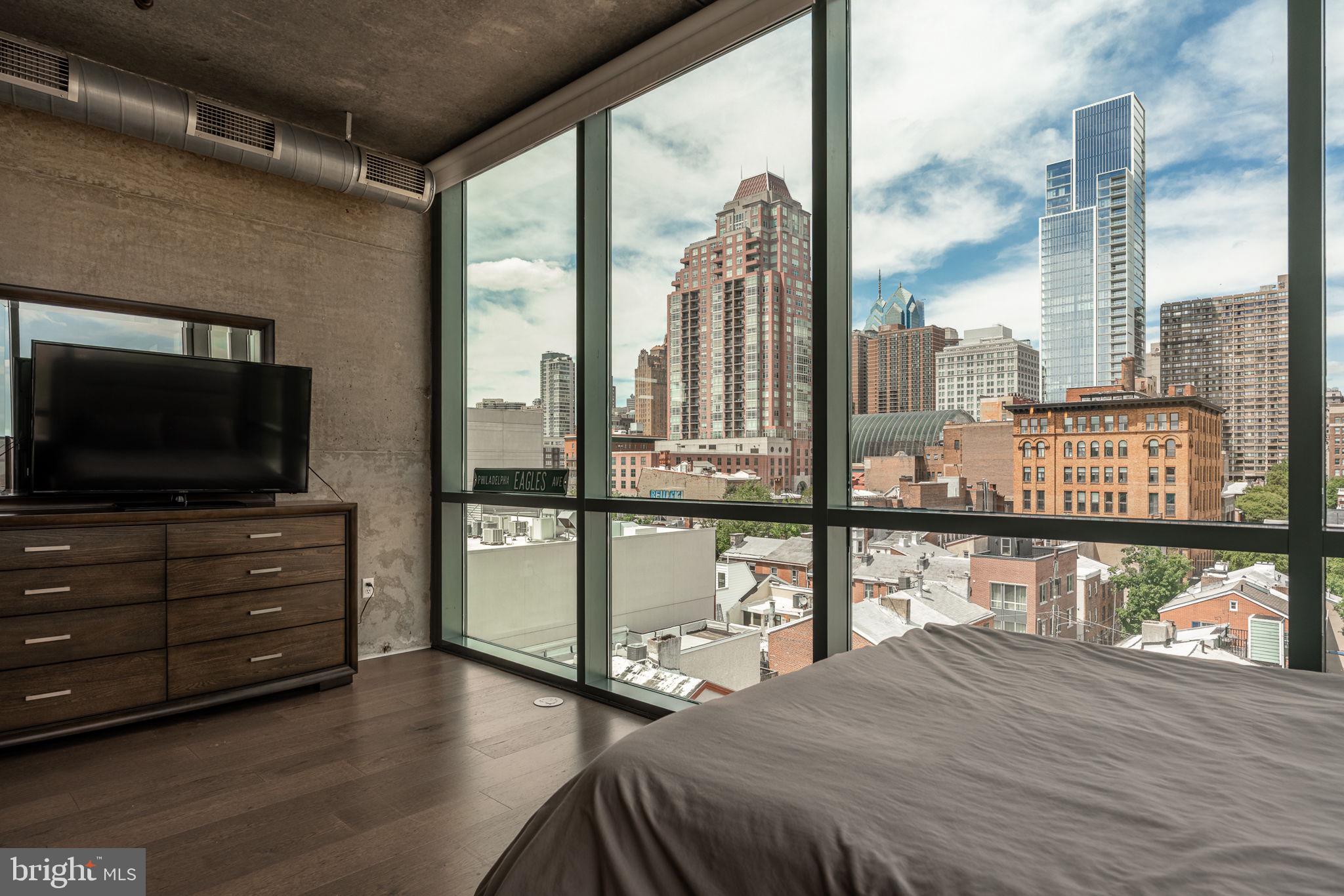 AVENUE OF THE ARTS - Residential