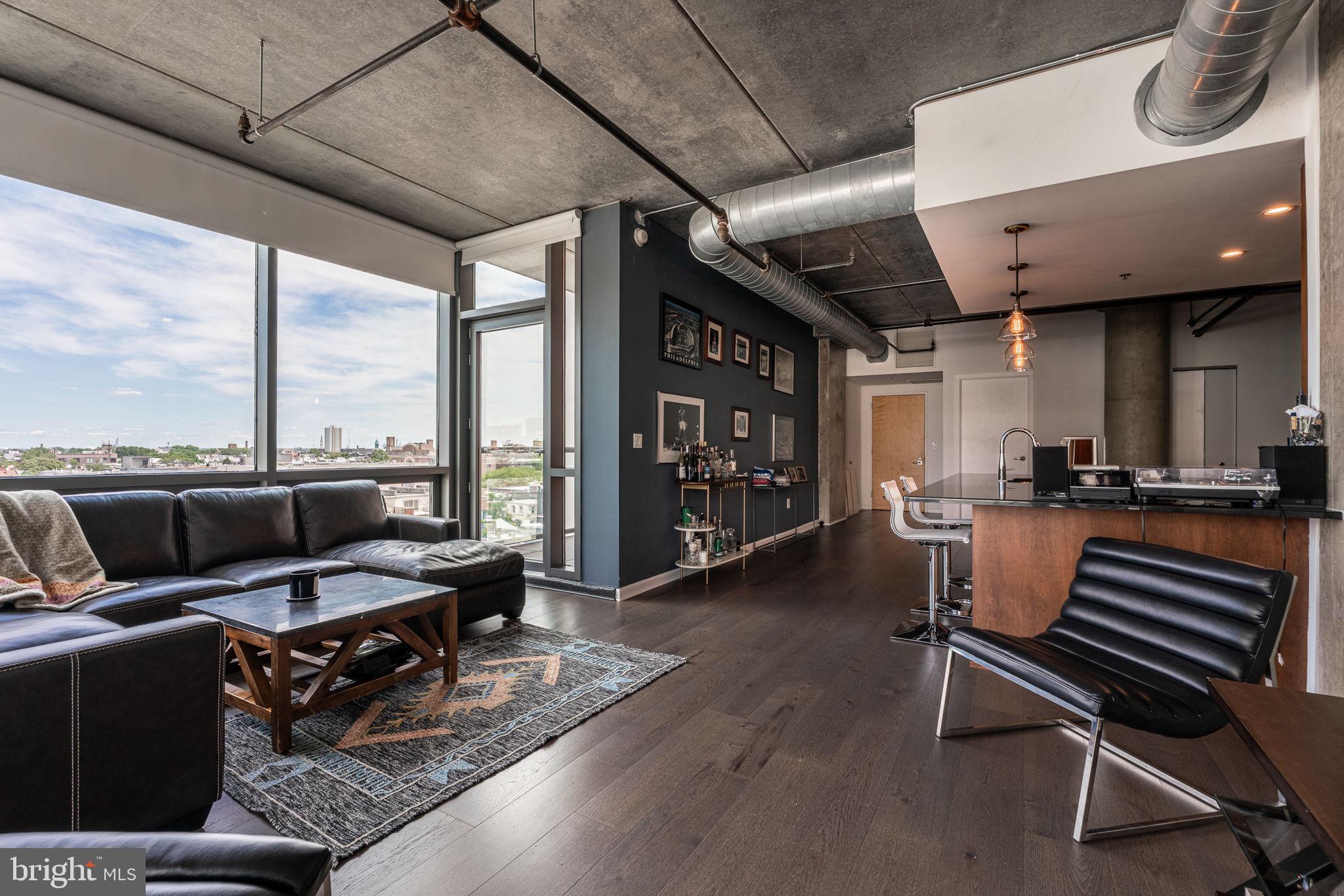 AVENUE OF THE ARTS - Residential